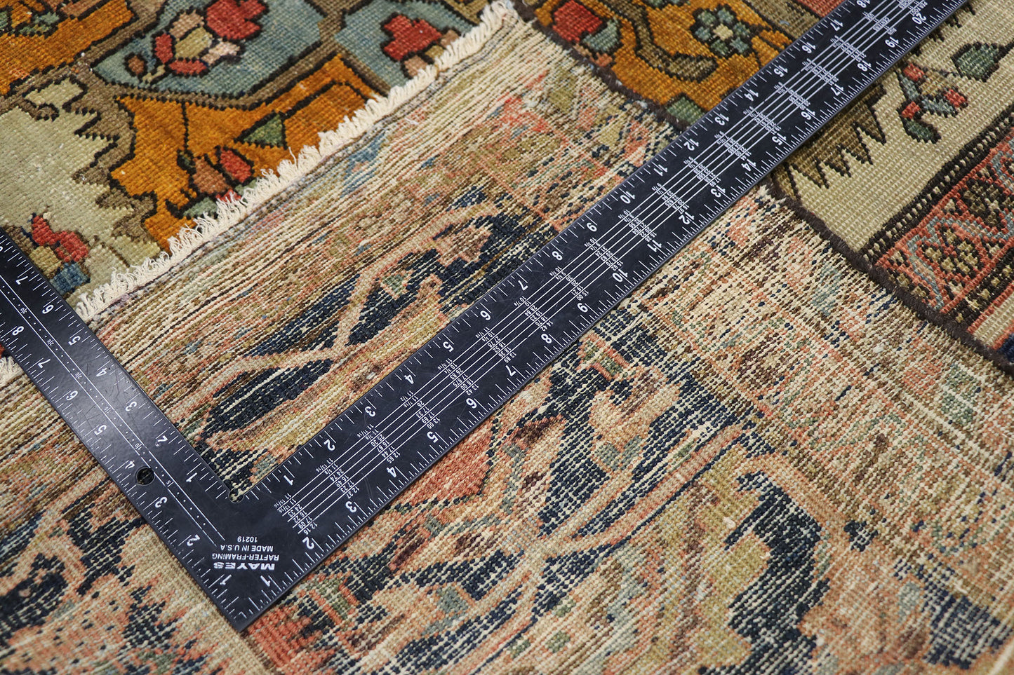 9 x 12 Antique Persian Sarouk Farahan Rug 77722