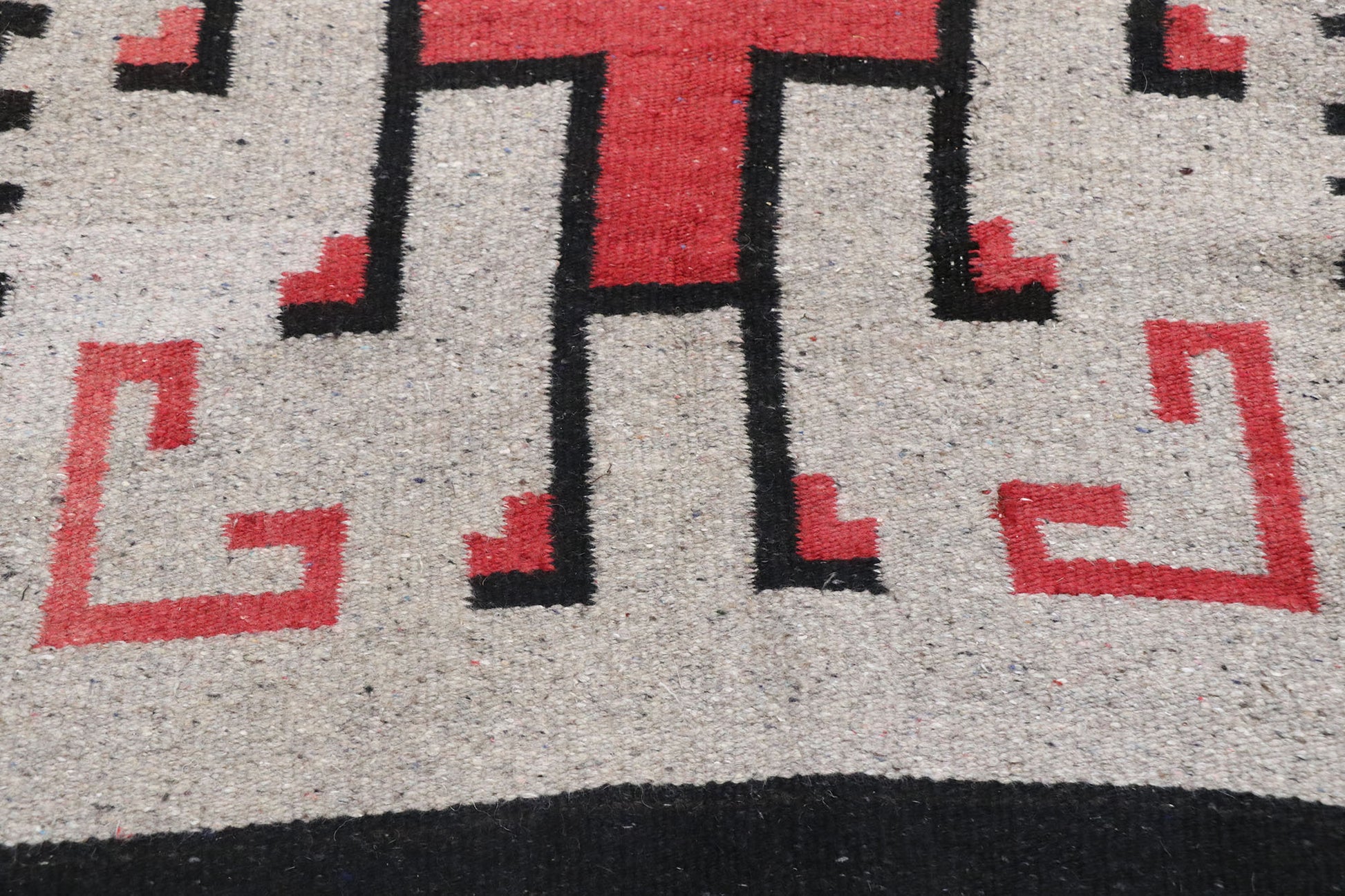 2 x 5 Vintage Klagetoh Navajo Rug 77767
