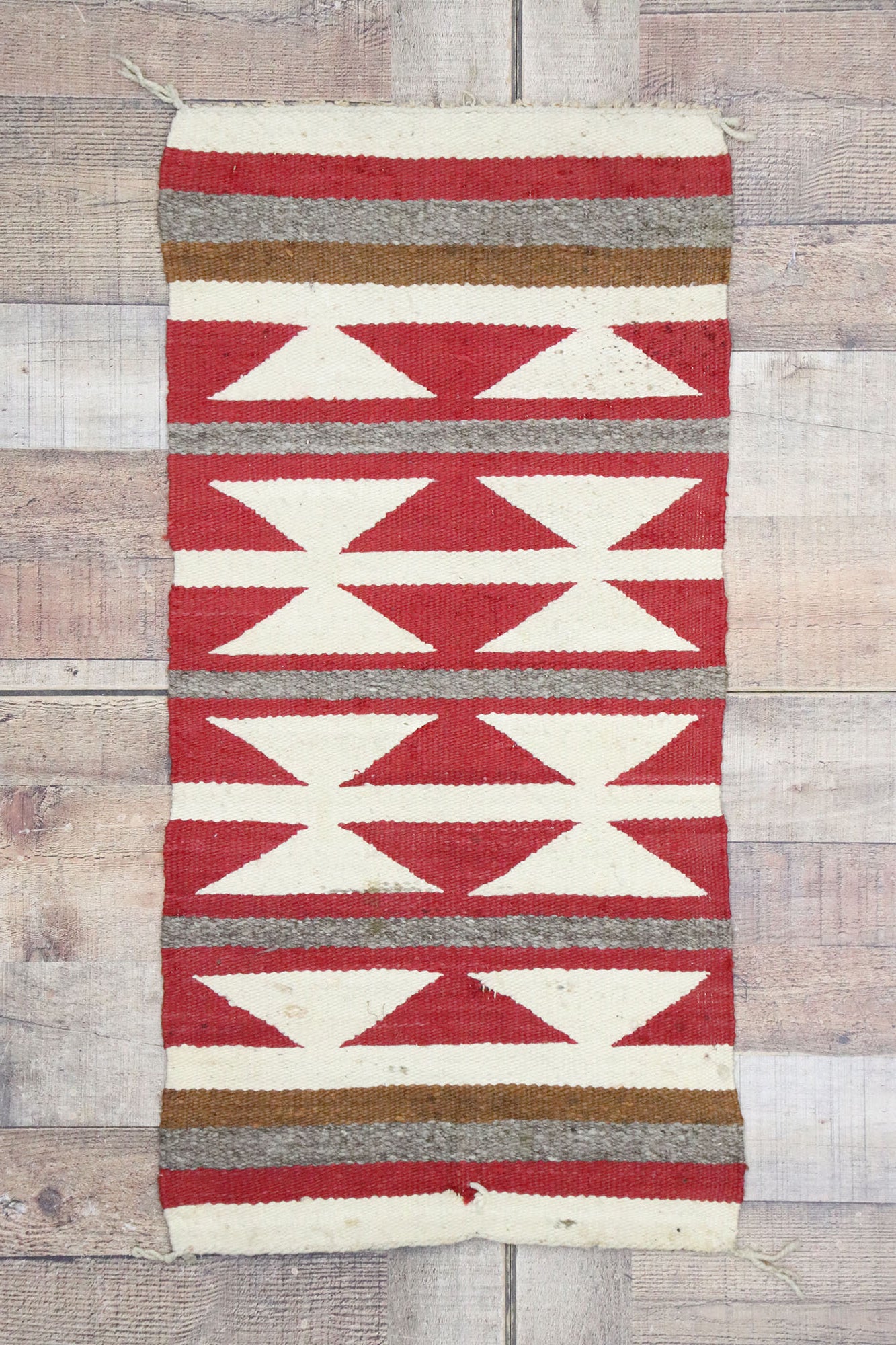 2 x 3 Vintage Chinle Navajo Rug 77778