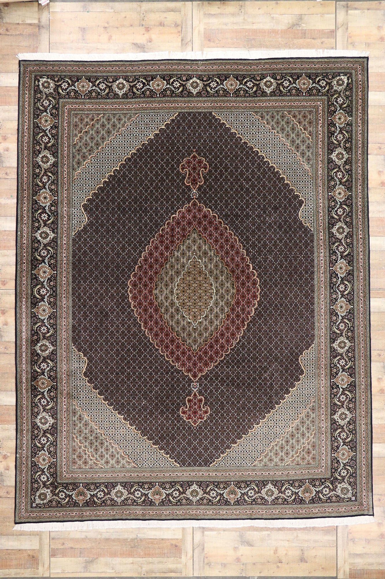 10 x 13 Vintage Persian Mahi Tabriz Rug 77793