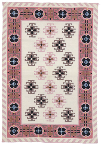 4 x 6 Vintage Romanian Kilim Rug 77804