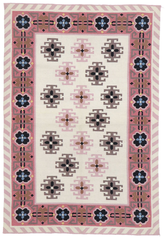 4 x 6 Vintage Romanian Kilim Rug 77804