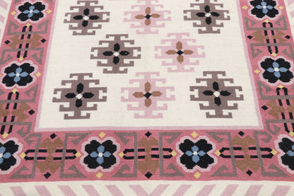 4 x 6 Vintage Romanian Kilim Rug 77804