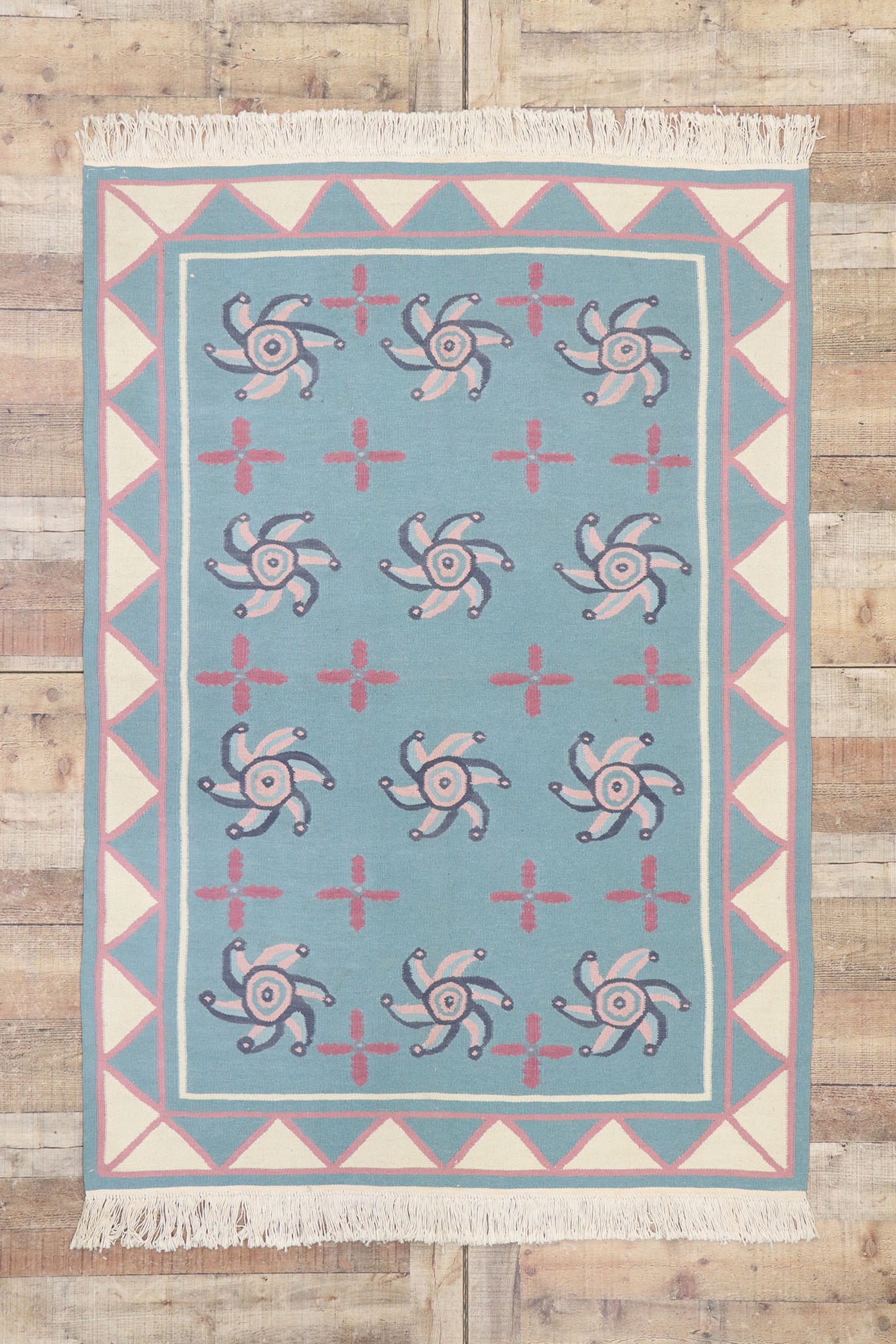 4 x 6 Vintage Romanian Kilim Rug 77805