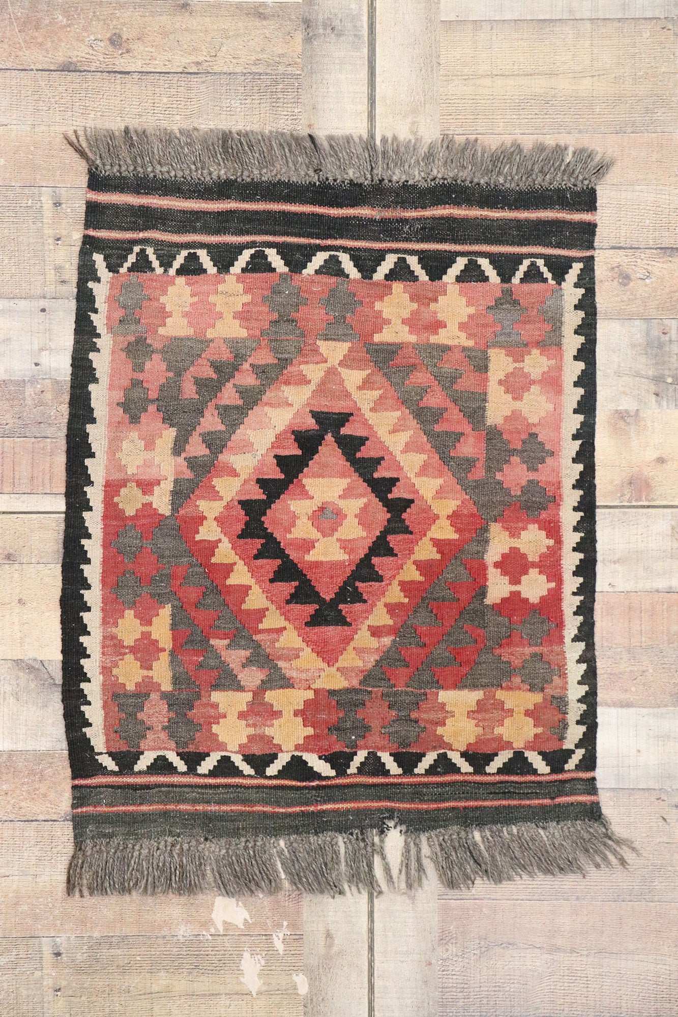 2 x 3 Vintage Persian Shiraz Kilim Rug 77856