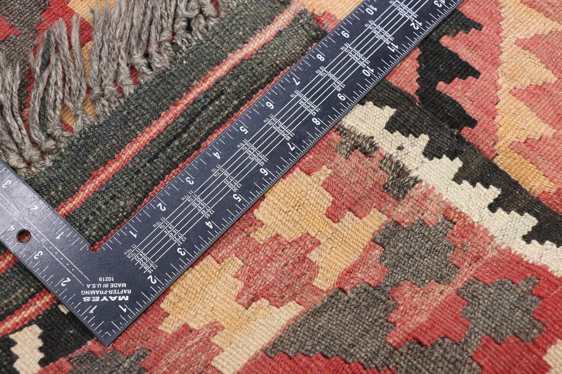 2 x 3 Vintage Persian Shiraz Kilim Rug 77856