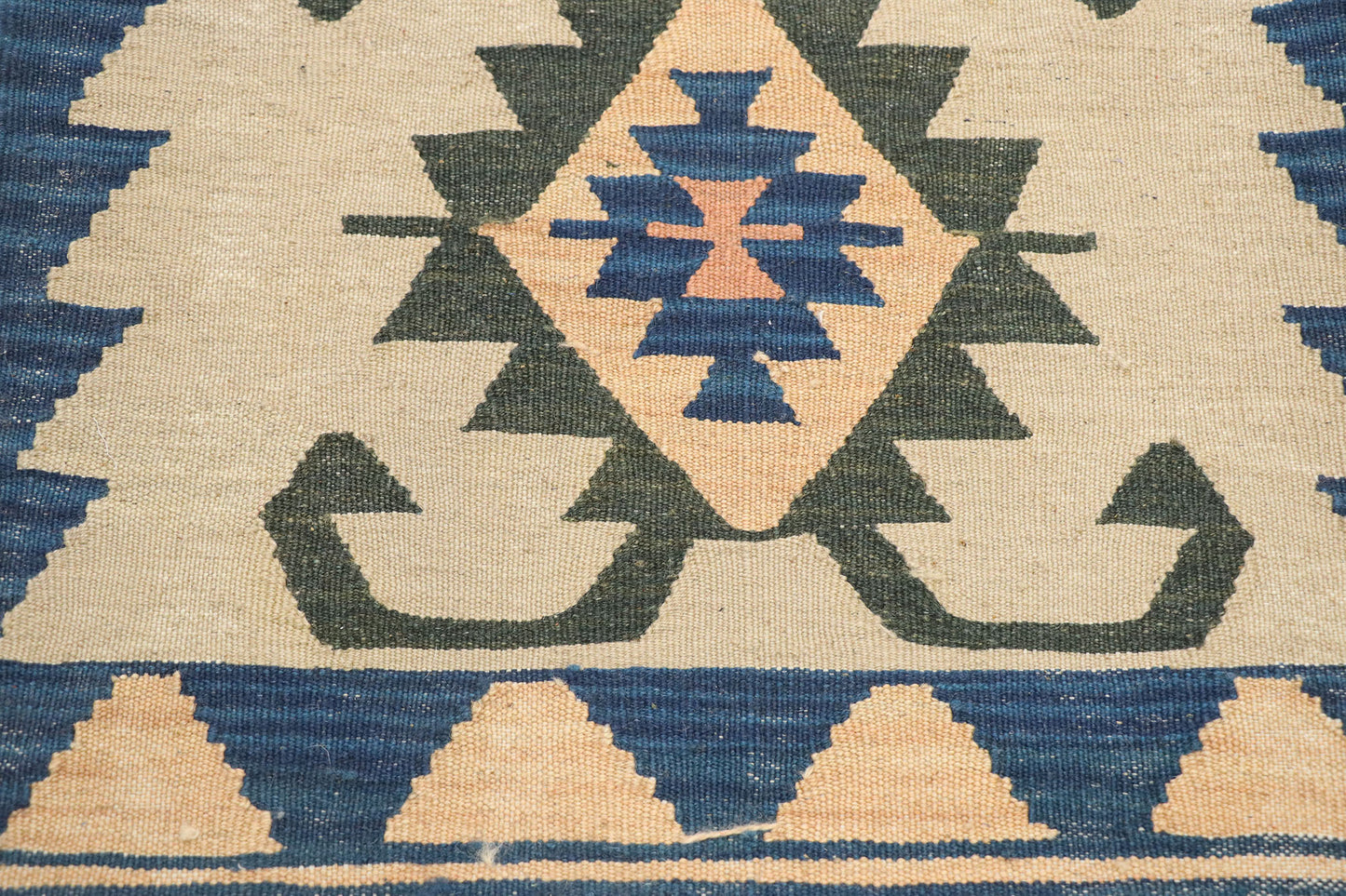 2 x 3 Vintage Persian Shiraz Kilim Rug 77885