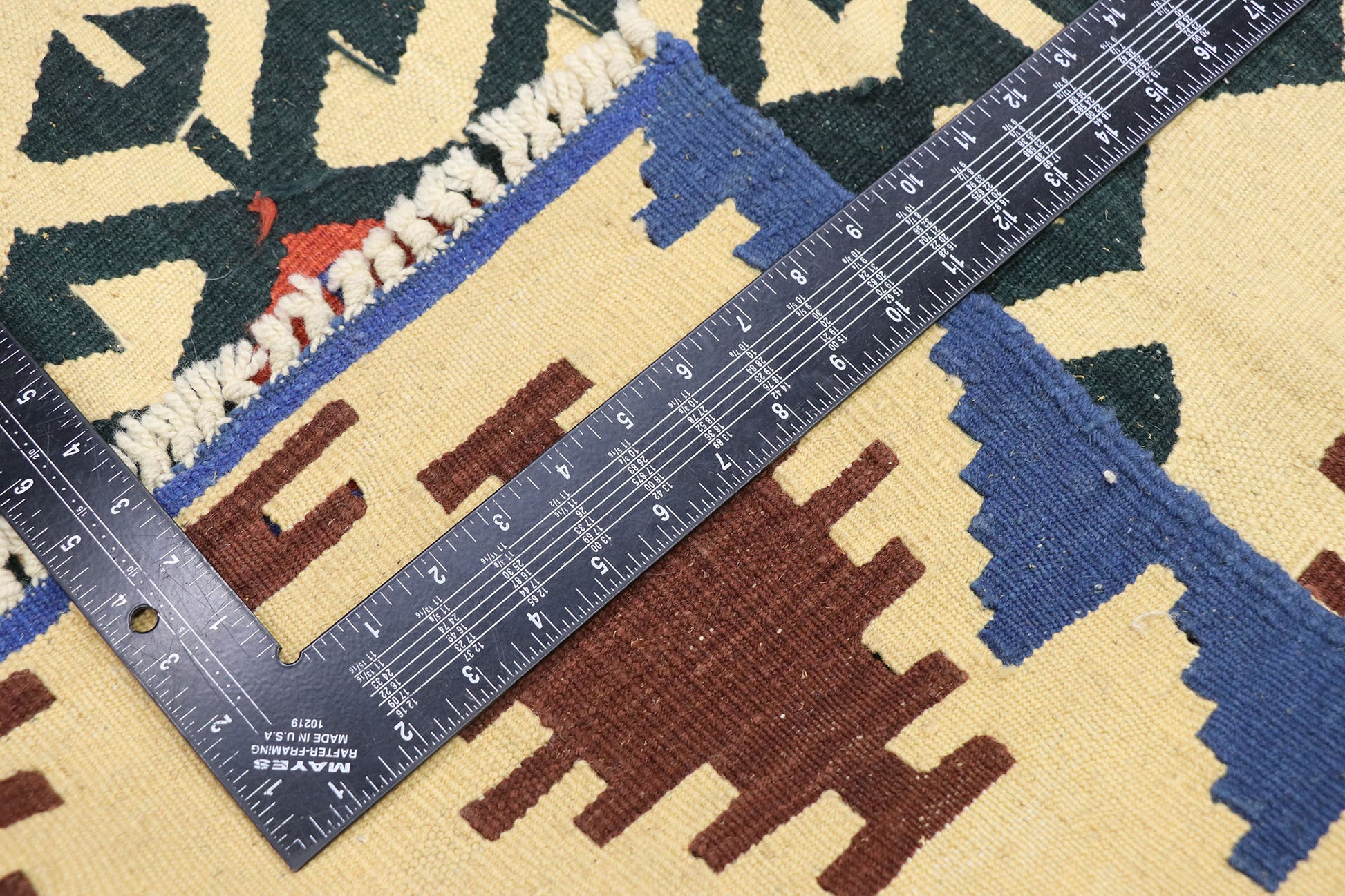 3 x 4 Vintage Persian Shiraz Kilim Rug 77916