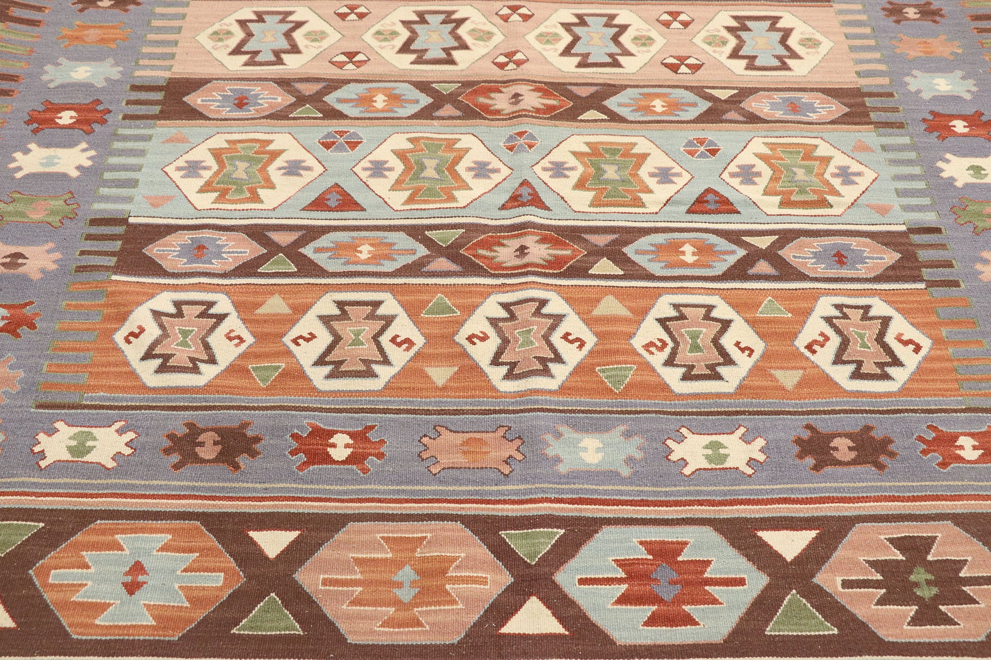 6 x 9 Vintage Persian Shiraz Kilim Rug 77931