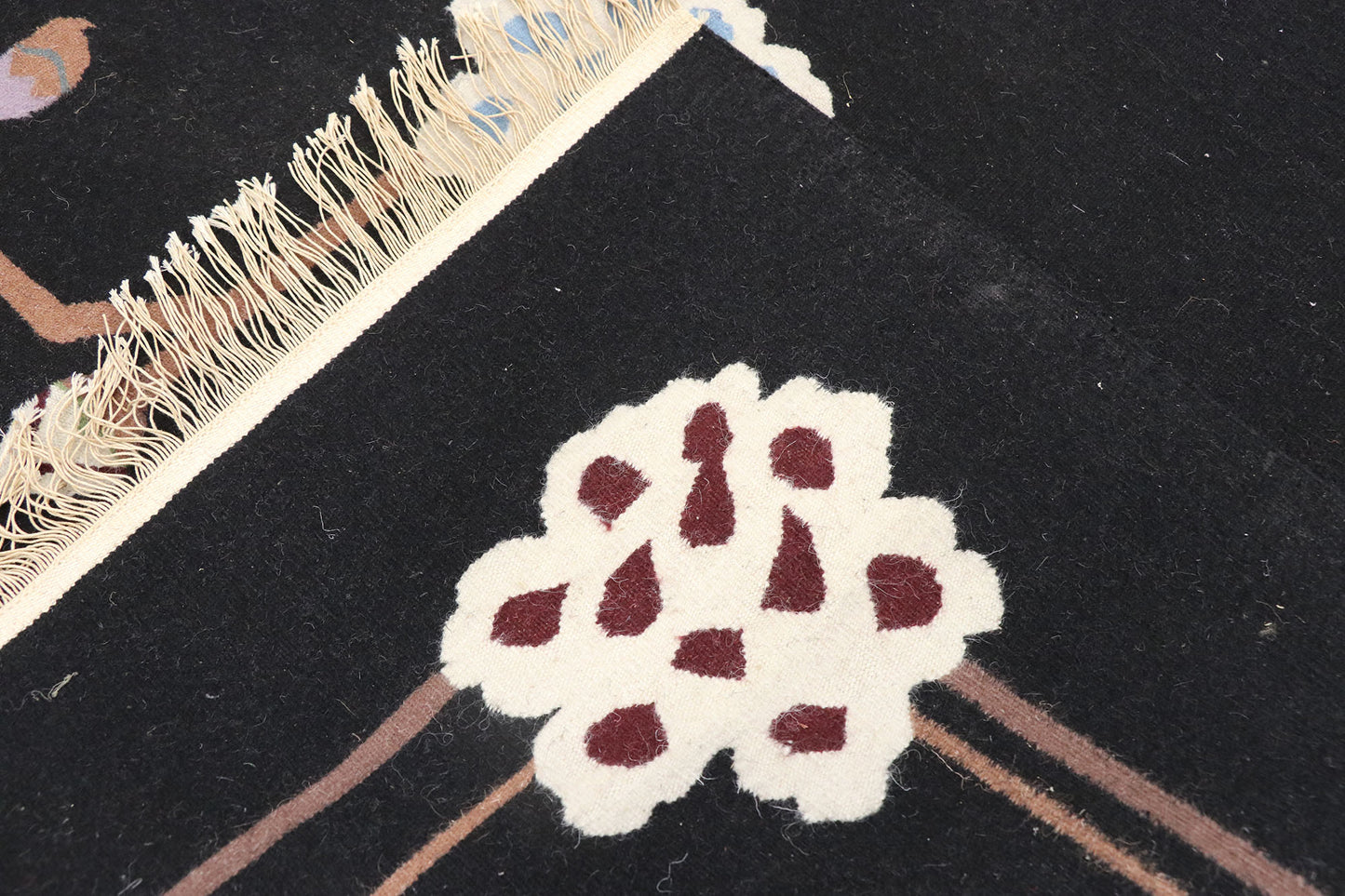 4 x 6 Vintage Chinese Floral Kilim Rug 77951