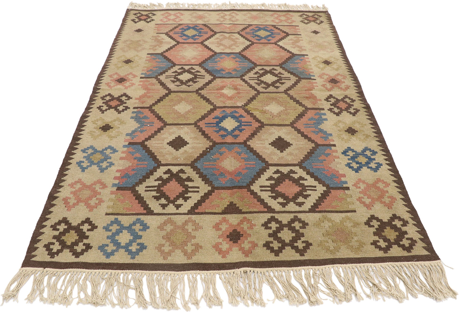 4 x 6 Vintage Persian Shiraz Kilim Rug 77970