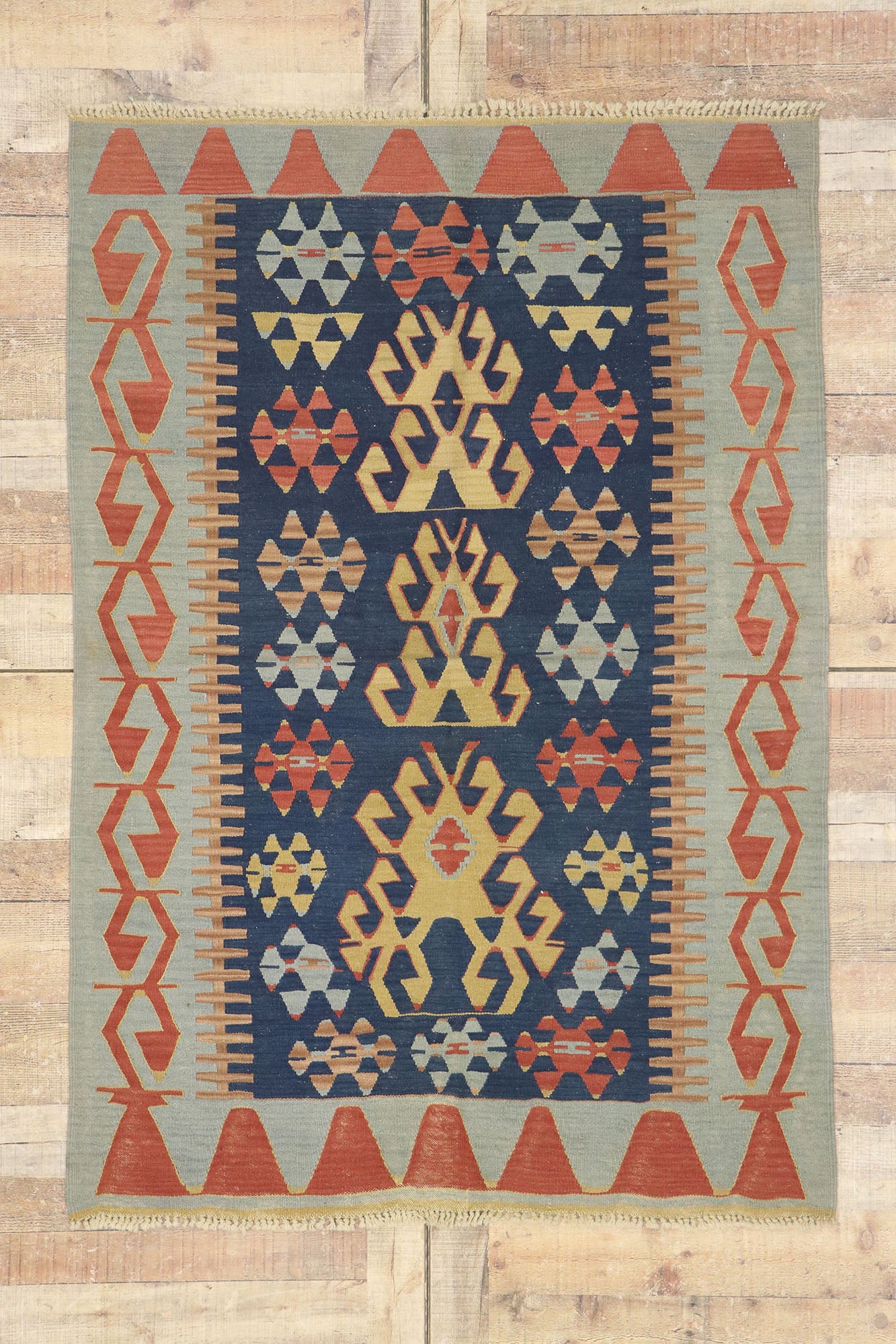 4 x 6 Vintage Persian Shiraz Kilim Rug 77998