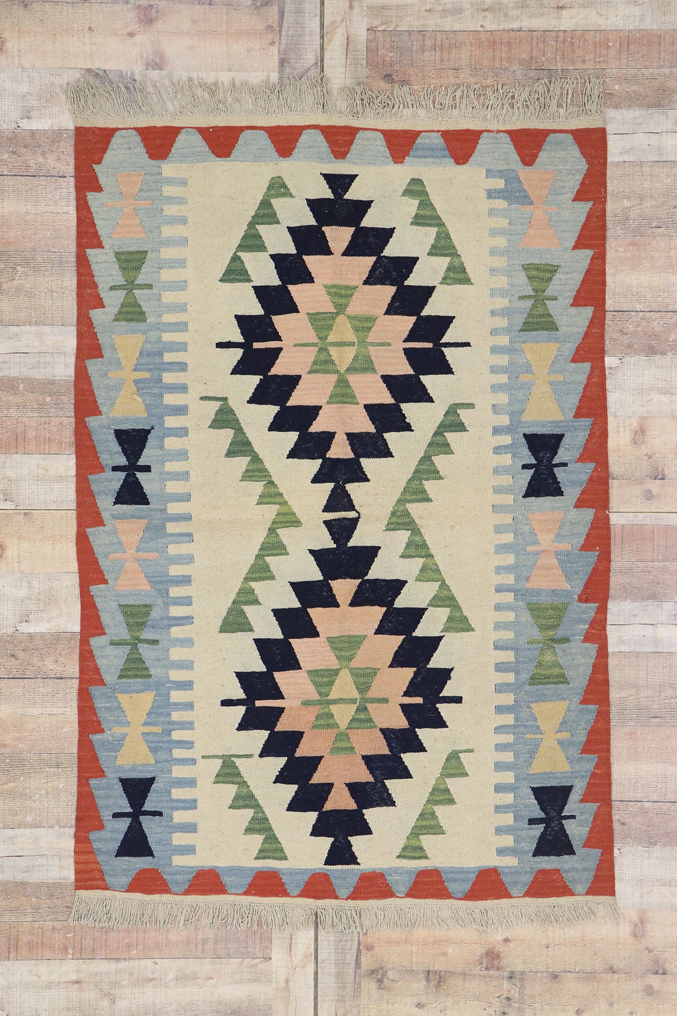 4 x 6 Vintage Persian Shiraz Kilim Rug 78046