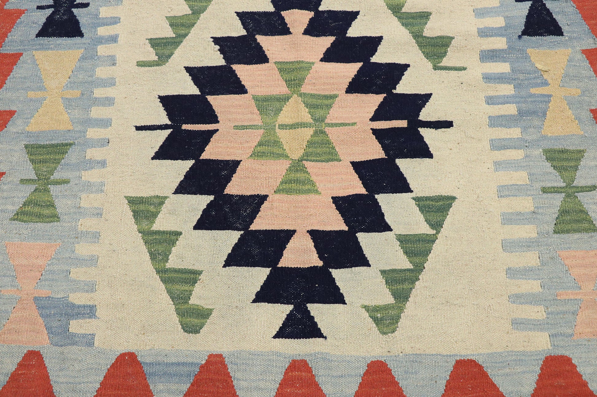 4 x 6 Vintage Persian Shiraz Kilim Rug 78046