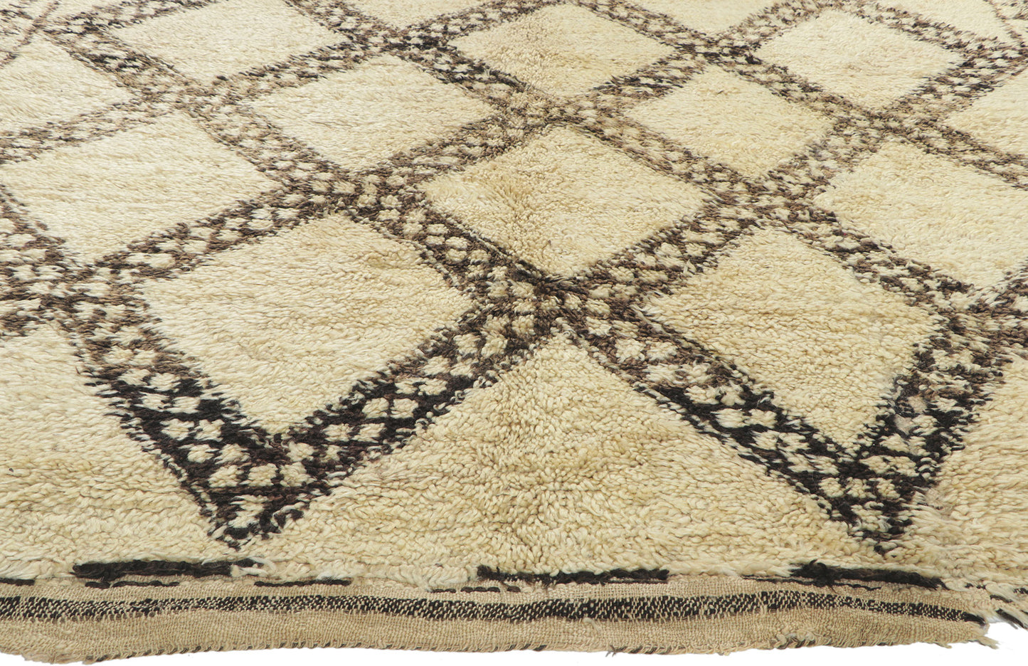 7 x 11 Vintage Moroccan Beni Ourain Rug 78374