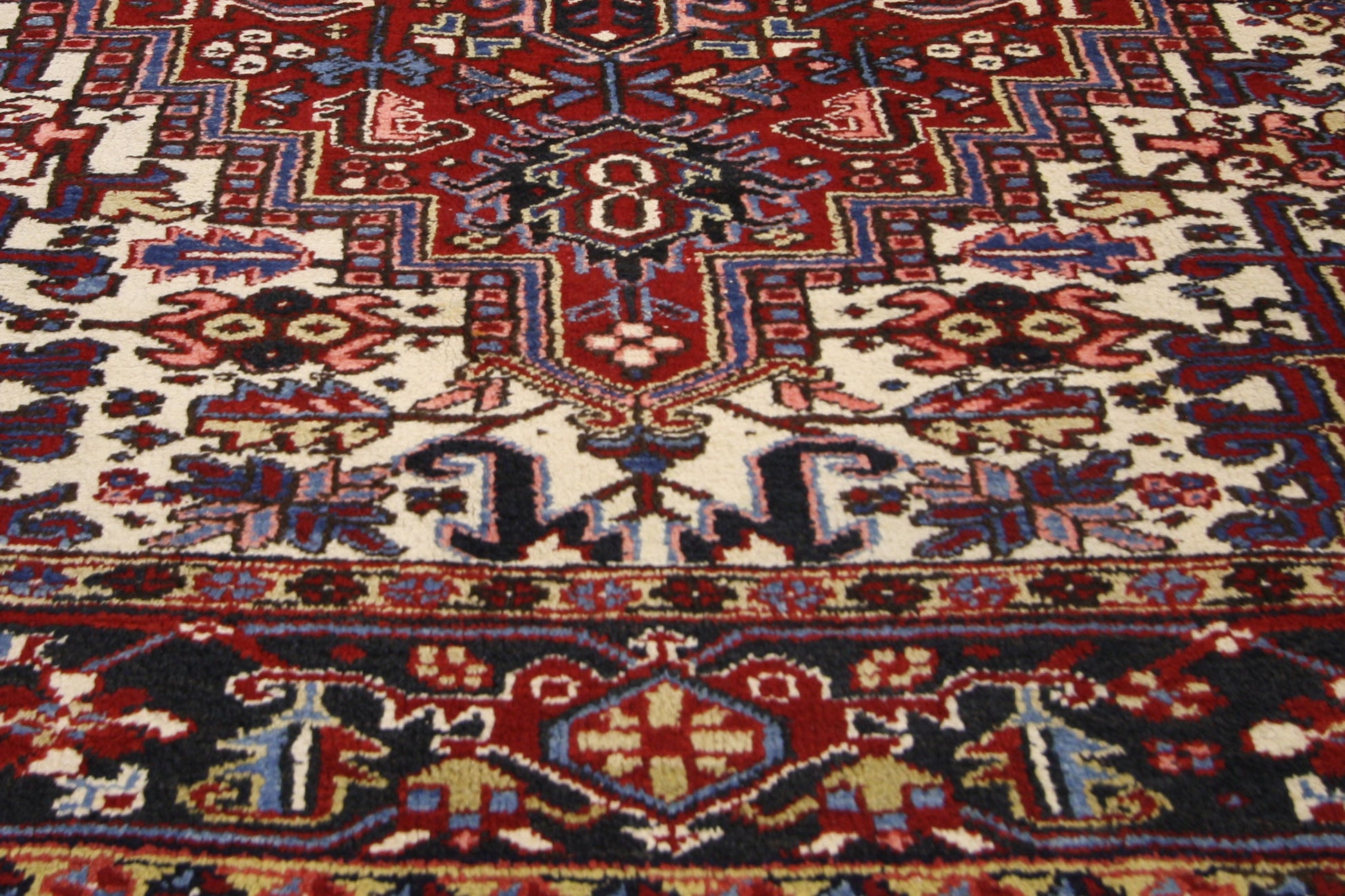 7 x 9 Vintage Persian Heriz Rug 71255