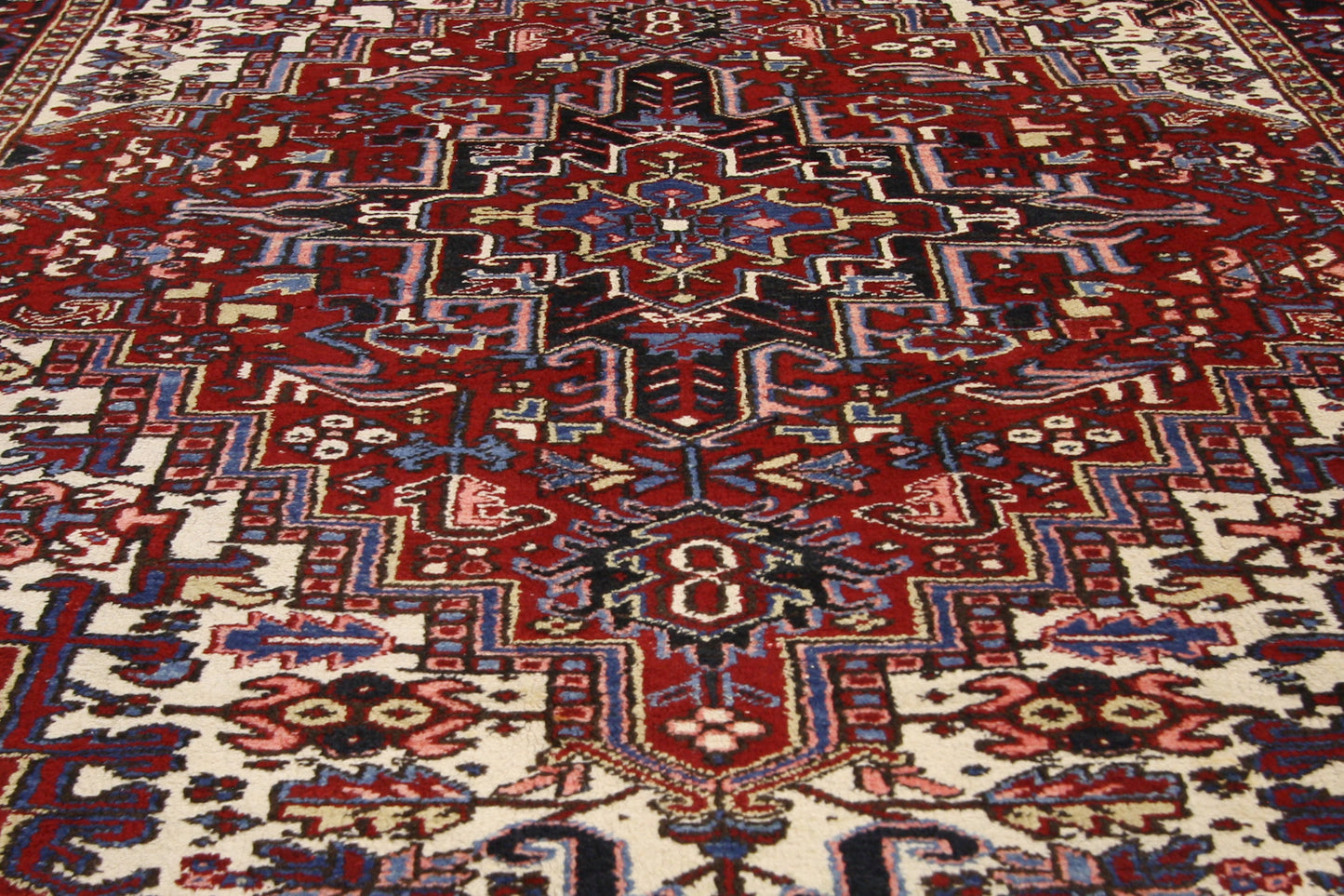 7 x 9 Vintage Persian Heriz Rug 71255