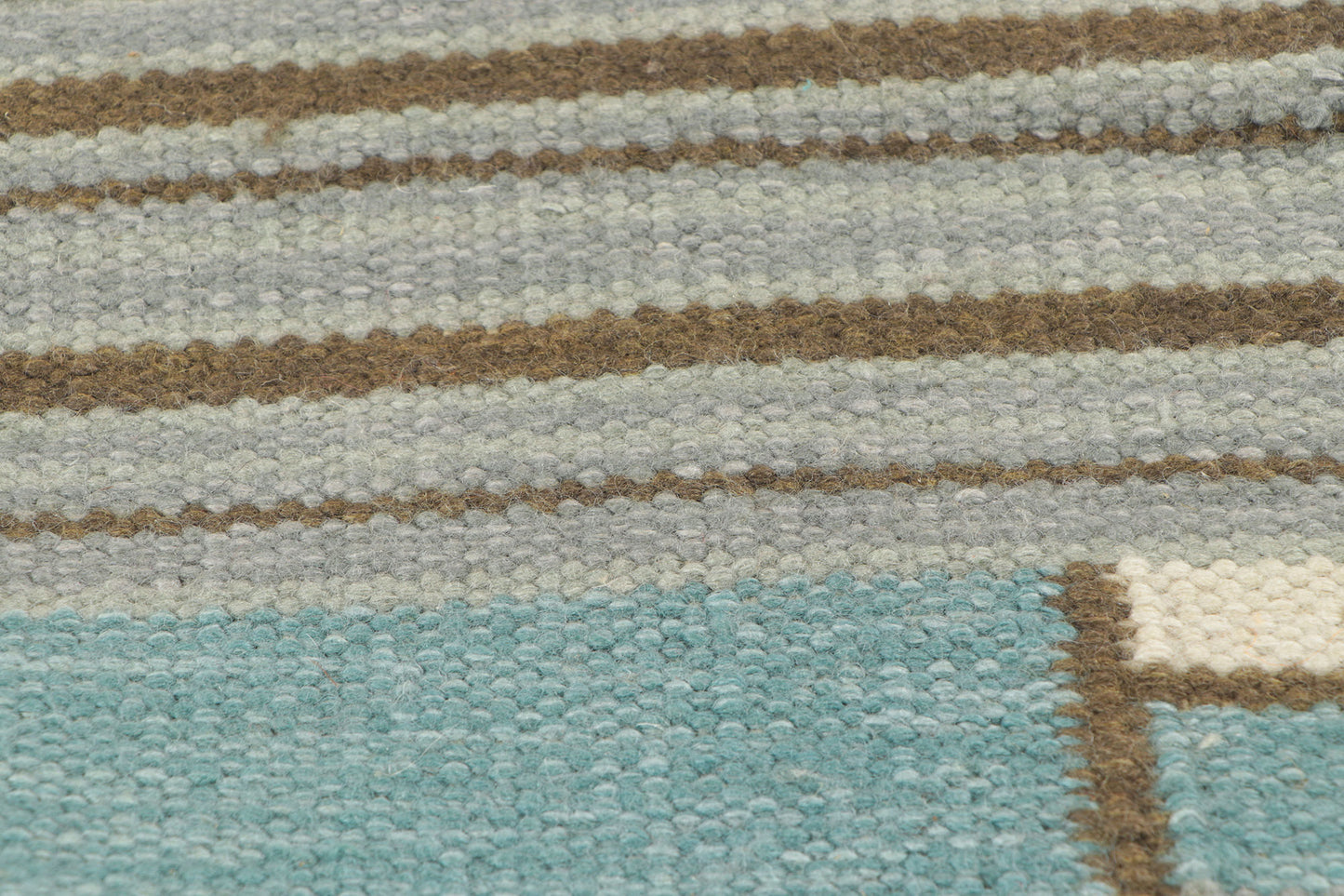 8 x 10 Swedish Inspired Kilim Rug 30935