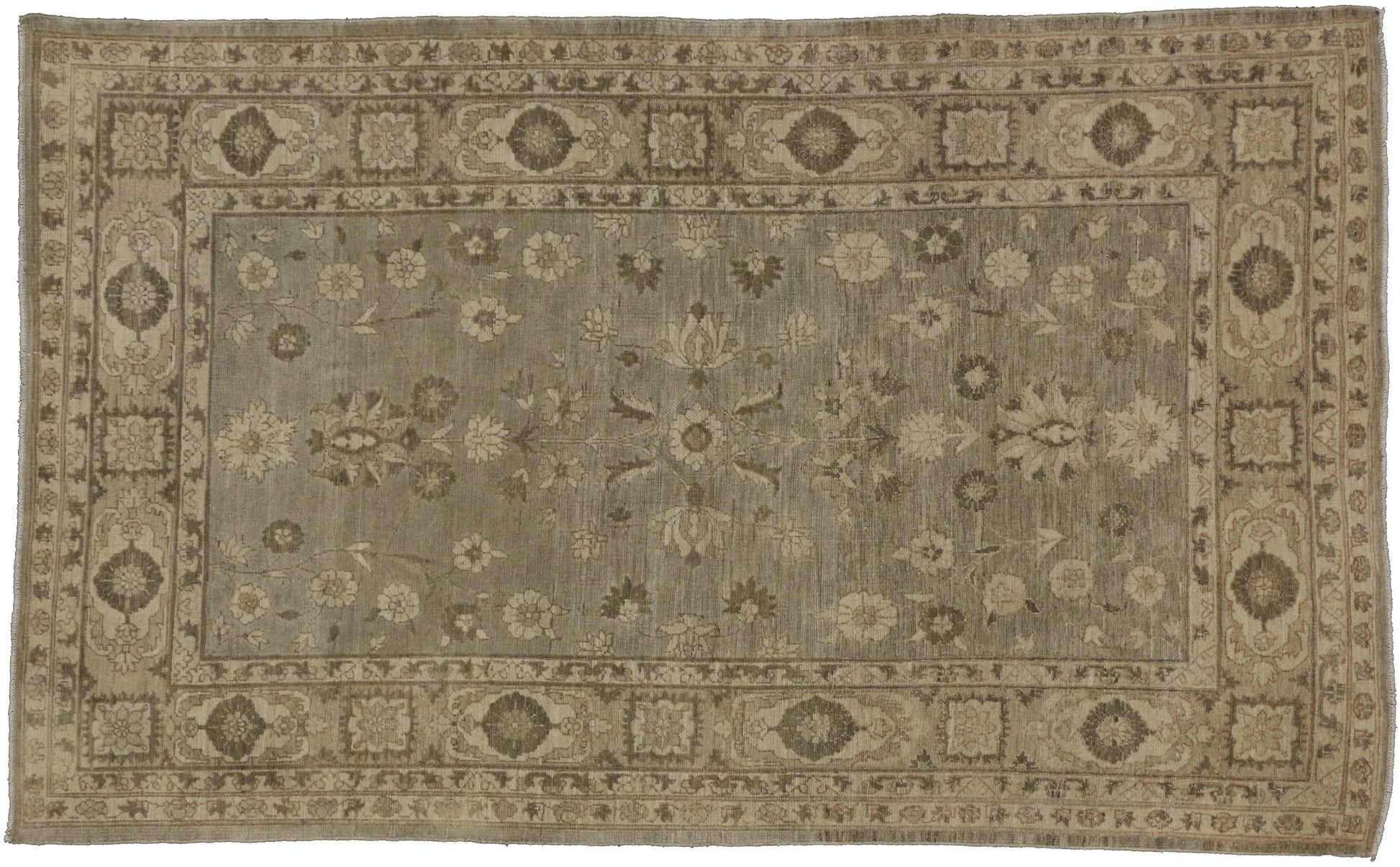 4 x 7 Pakistani Rug 80043