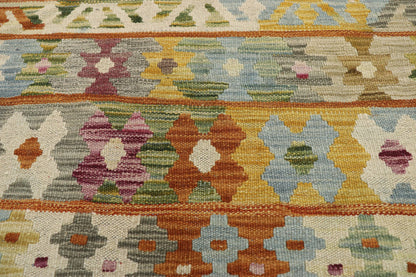7 x 10 Vintage Kilim Rug 80115