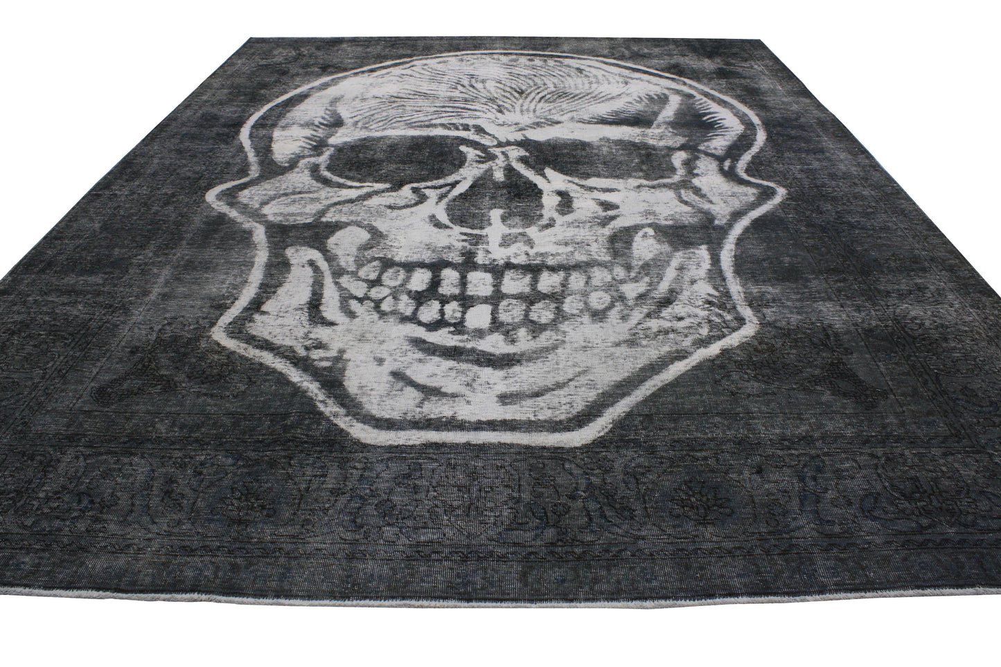 10 x 13 Vintage Overdyed Skull Rug 80275