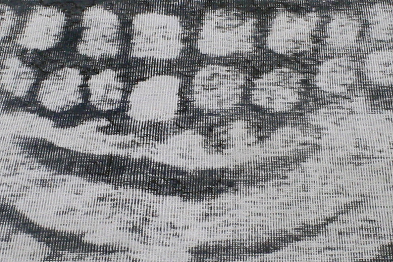 10 x 13 Vintage Overdyed Skull Rug 80275