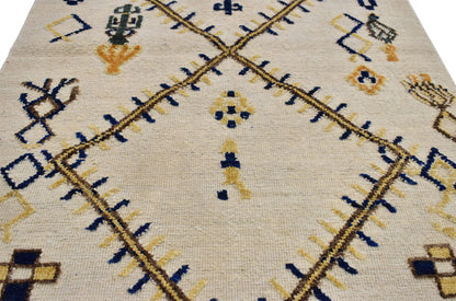 4 x 6 New Moroccan Rug 80300