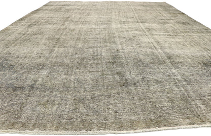 11 x 15 Distressed Persian Rug 80320