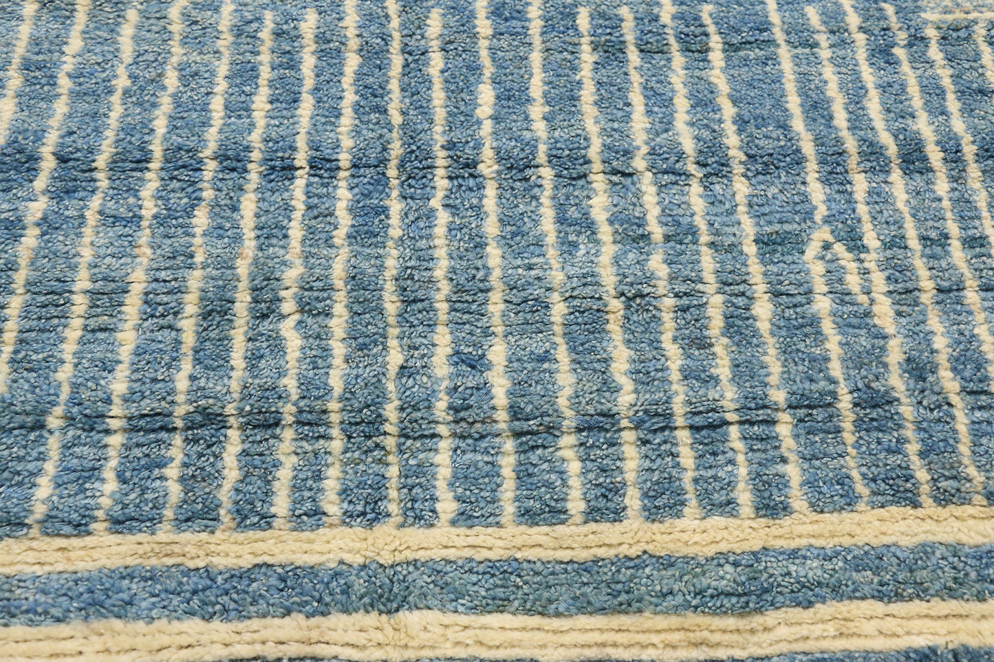 10 x 14 Contemporary Moroccan Rug 80480