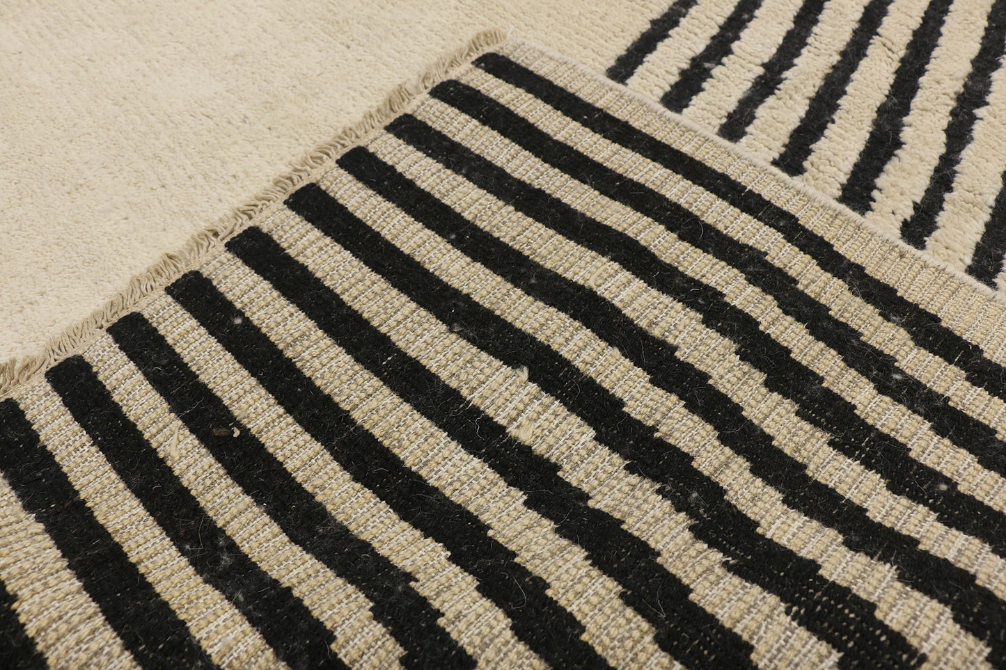 10 x 14 Moroccan Rug 80501