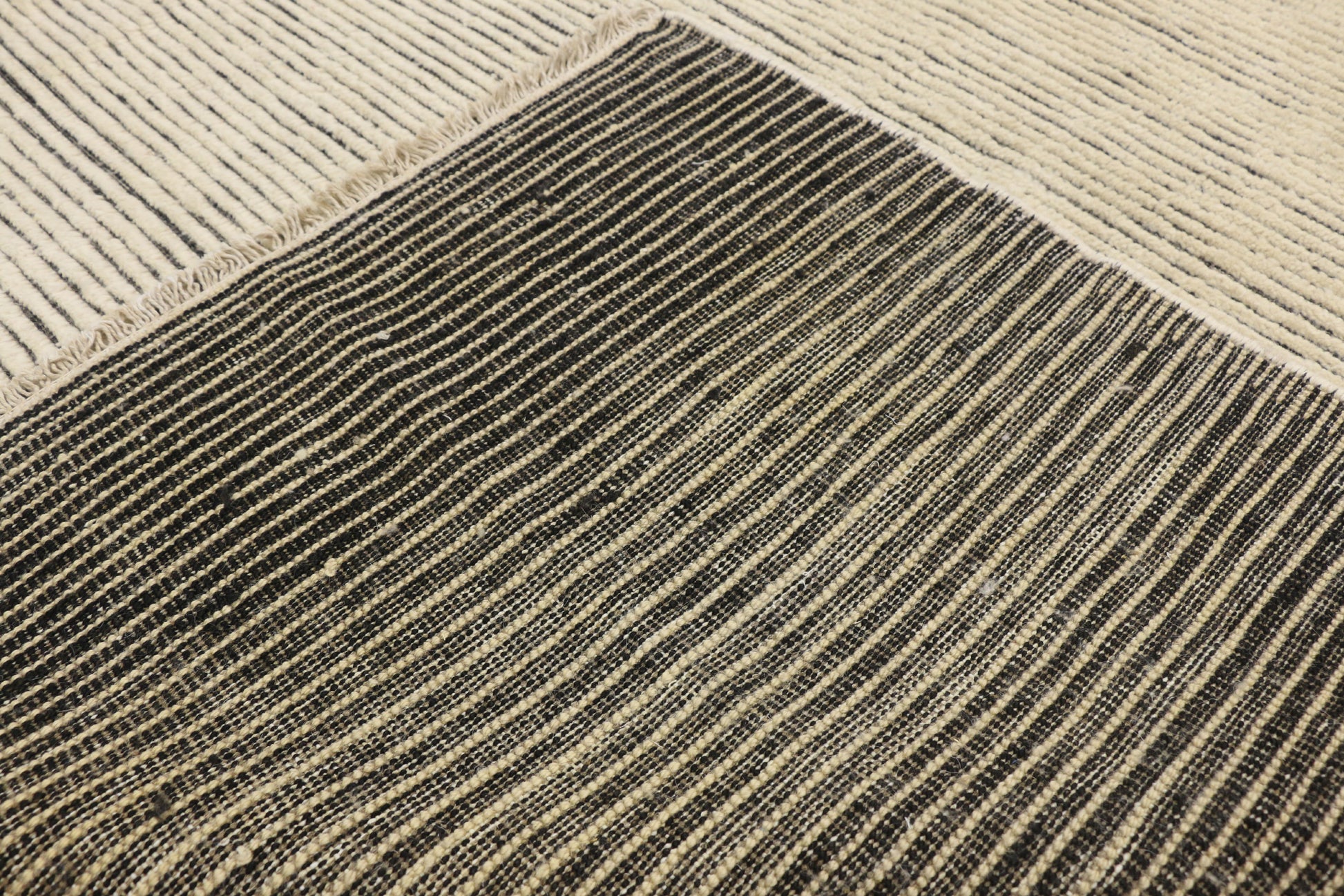 10 x 15 Moroccan Rug 80518