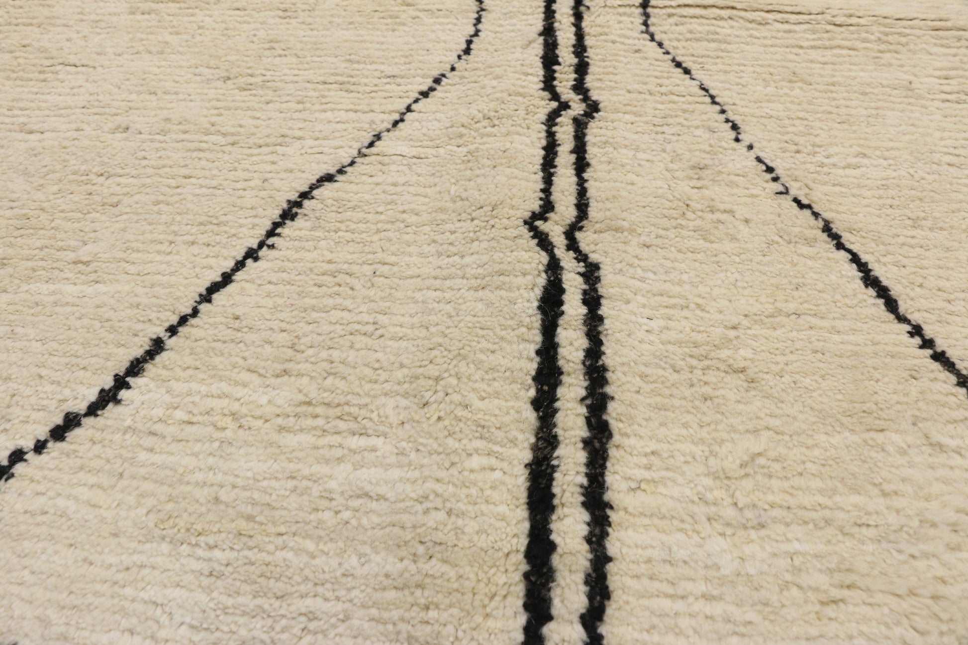 10 x 14 Moroccan Rug 80521