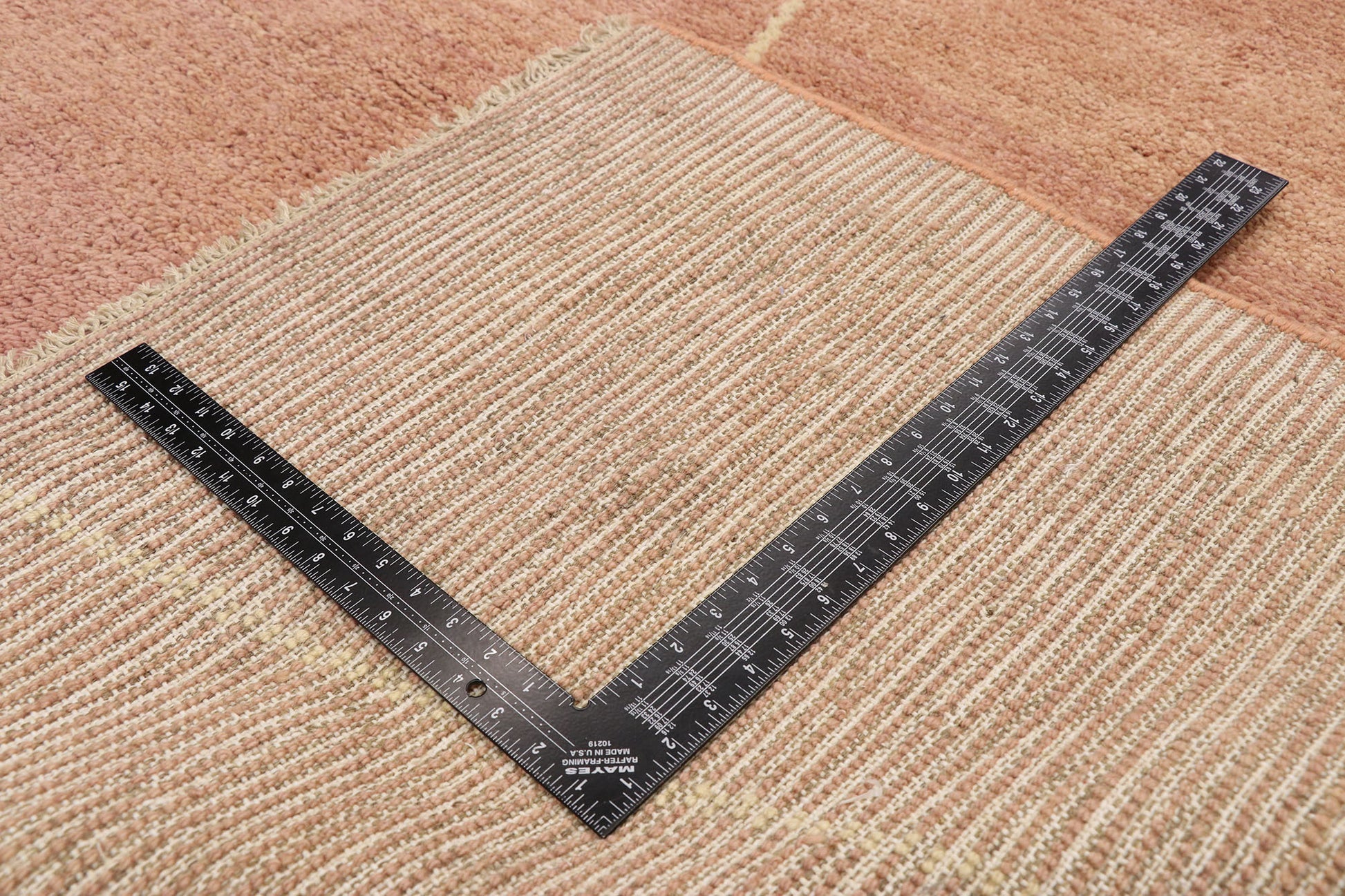 10 x 13 Contemporary Pink Moroccan Rug 80568