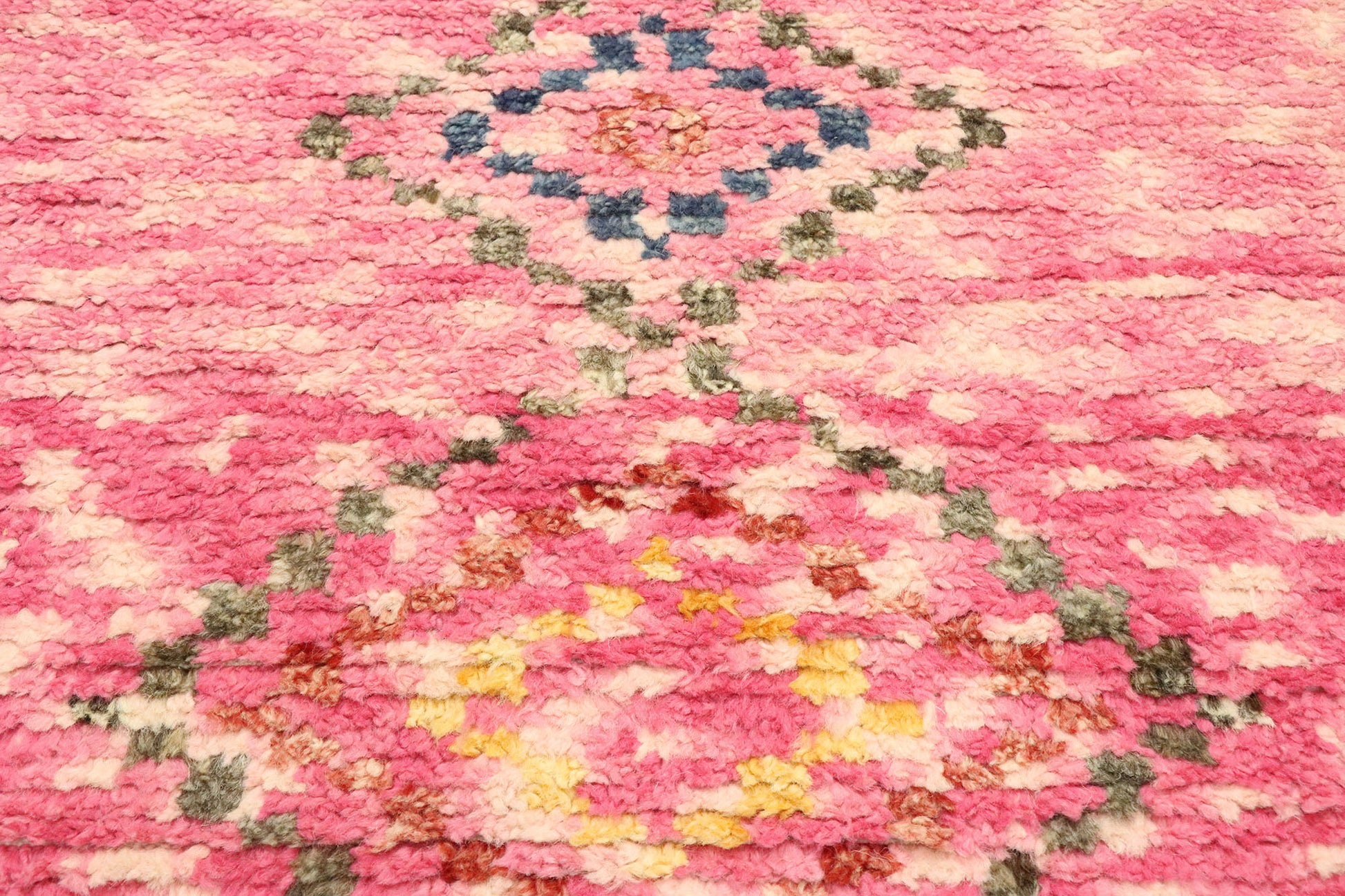 3 x 13 Contemporary Pink Moroccan Runner 80615