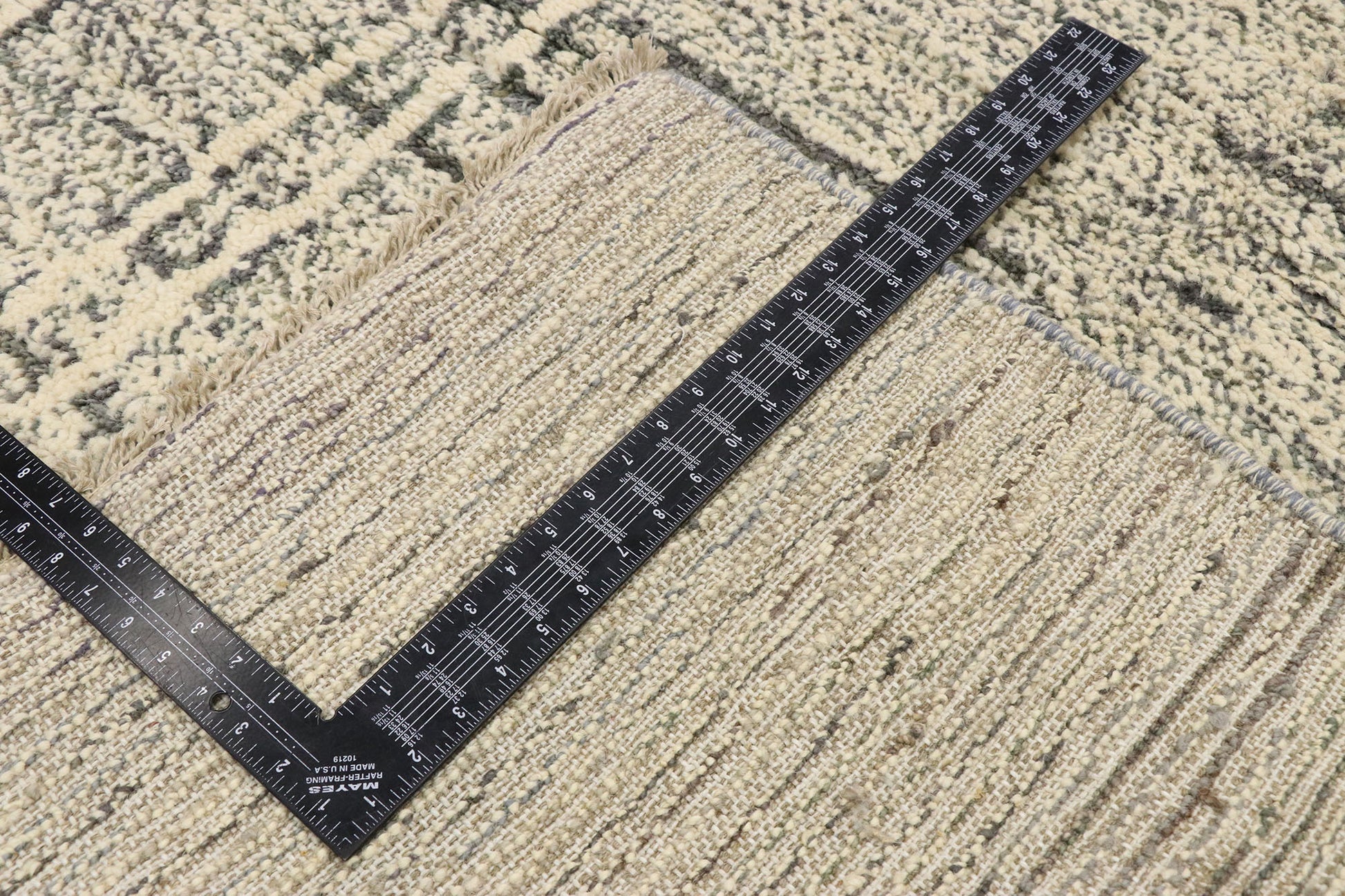 10 x 14 Contemporary Moroccan Rug 80645