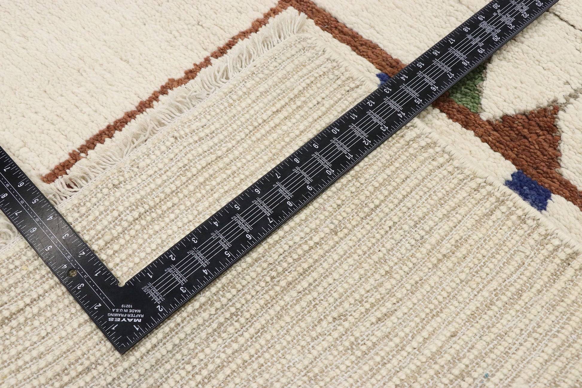 10 x 14 Contemporary Moroccan Rug 80646