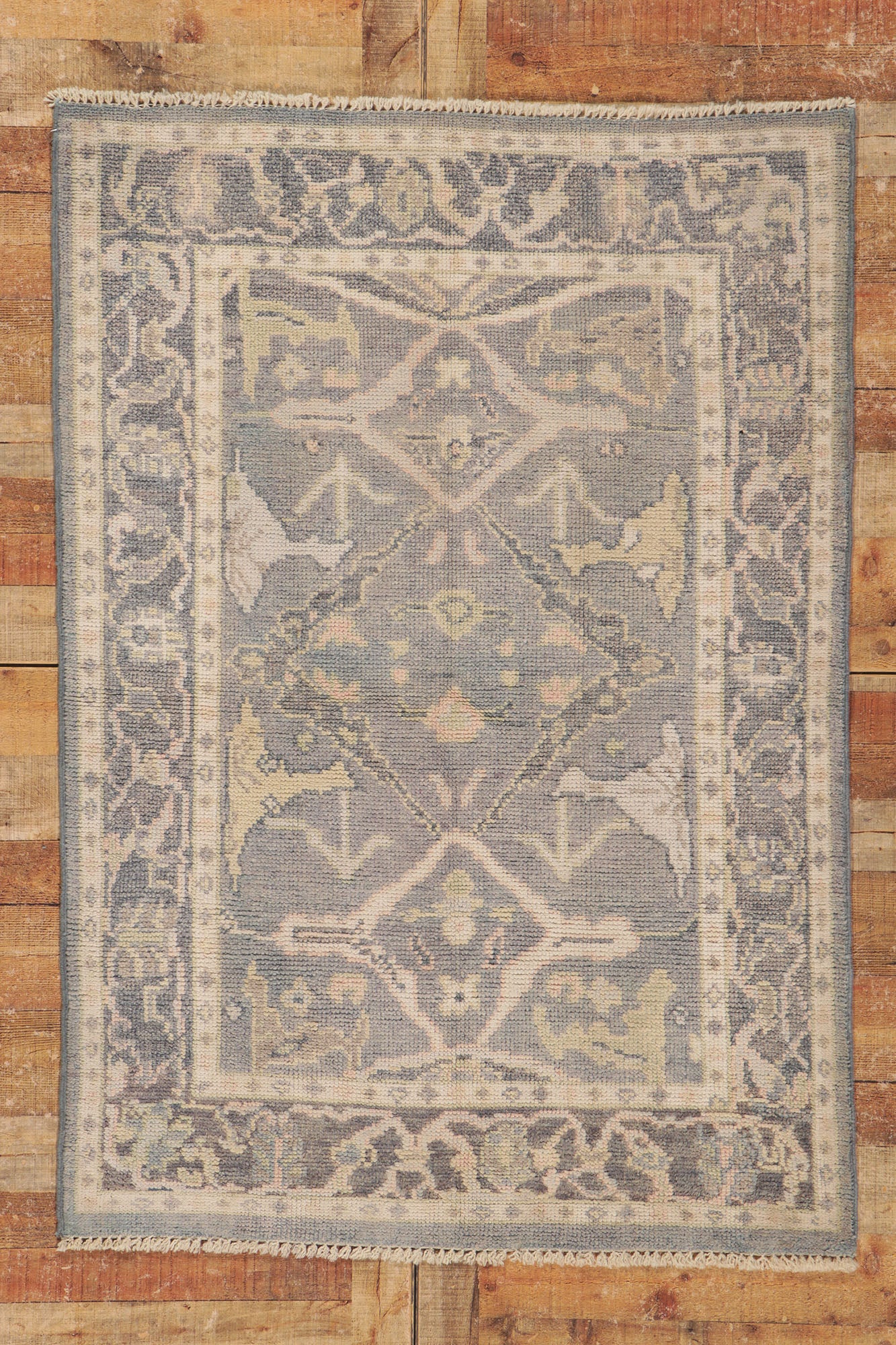 4 x 6 Vintage-Inspired Oushak Rug 80687