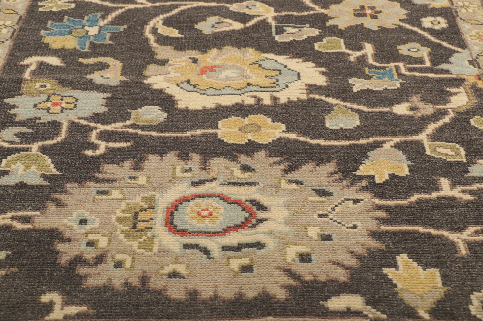 4 x 6 Earth-Tone Oushak Rug 80688
