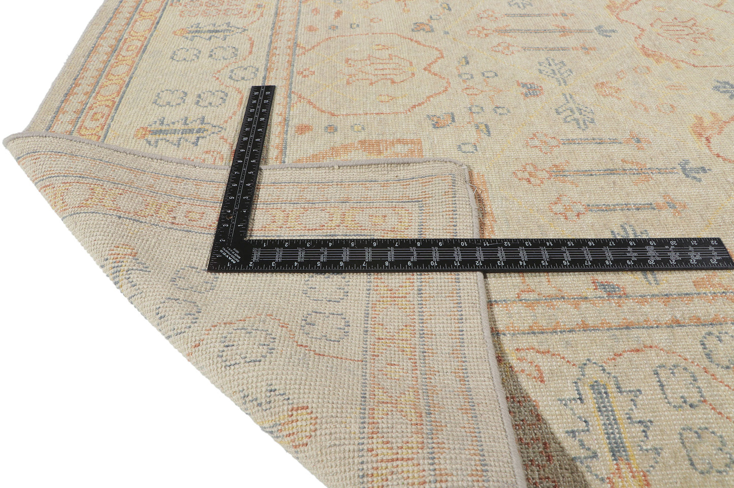 8 x 10 Contemporary Distressed Rug 30782