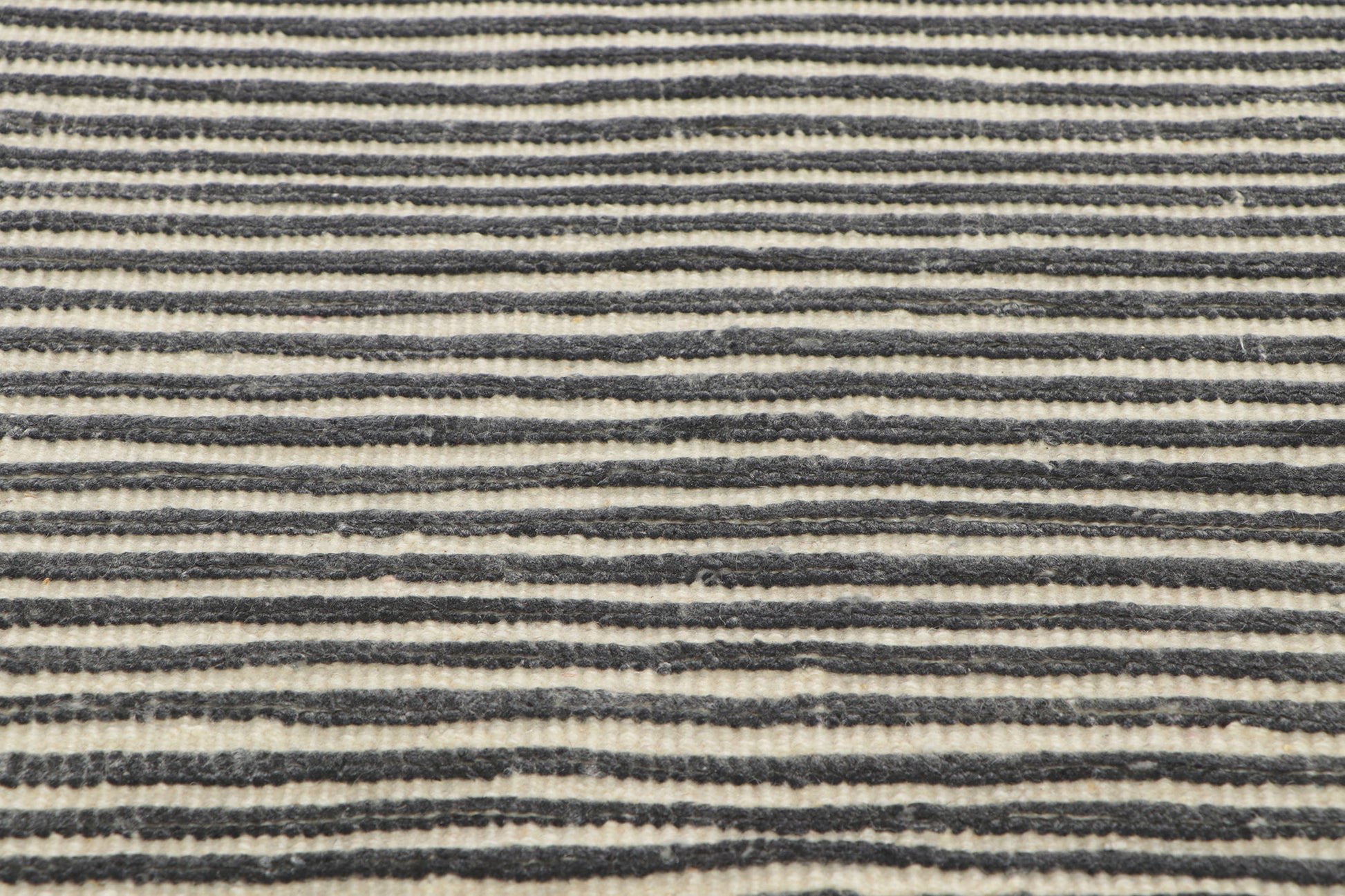 8 x 10 Contemporary High-Low Rug 30887