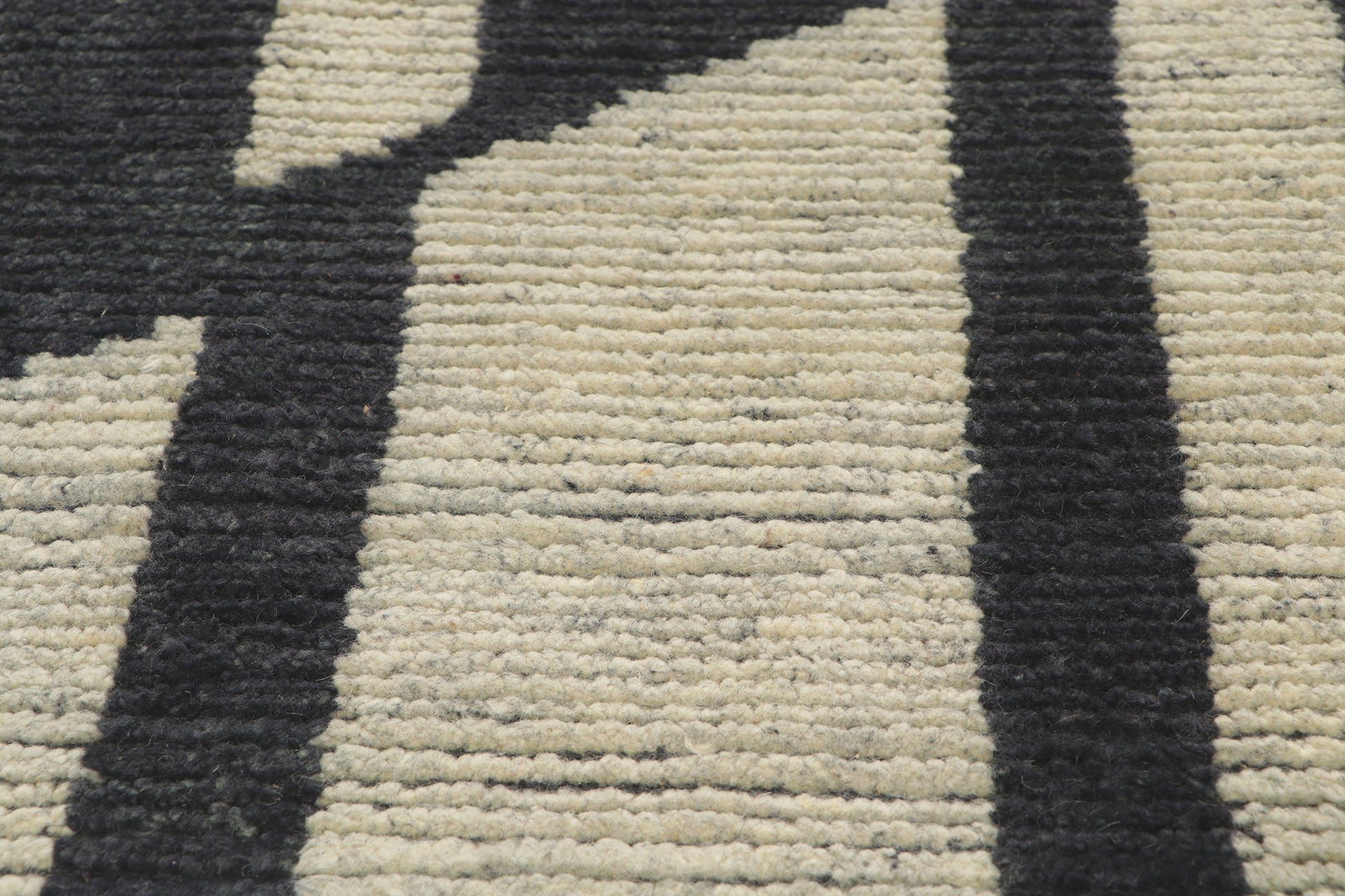 8 x 10 Modern Moroccan Rug 30858