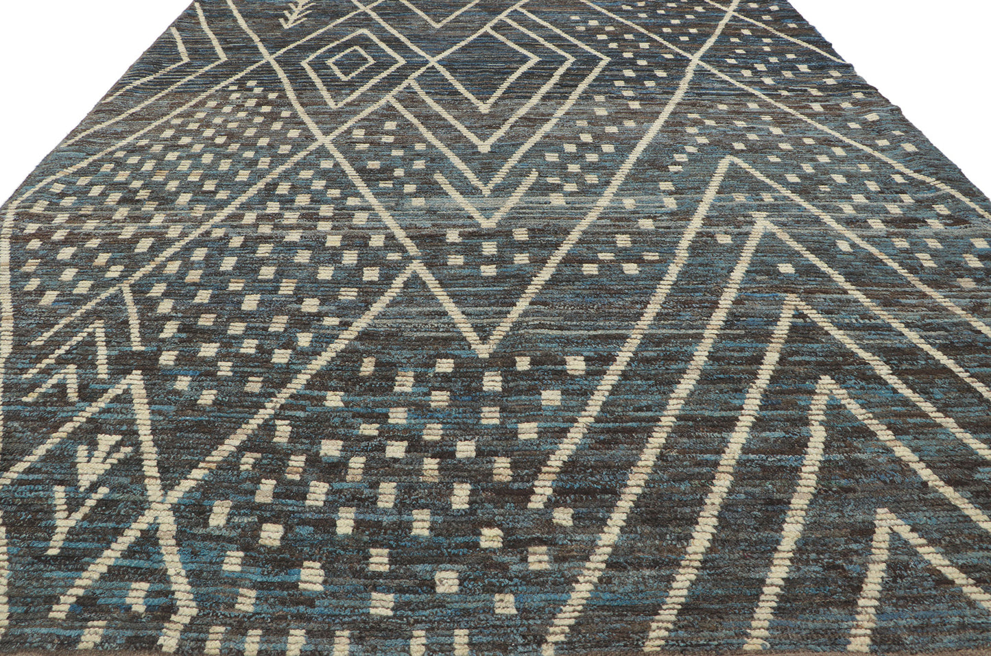 8 x 10 Earth-Tone Moroccan Rug 80796