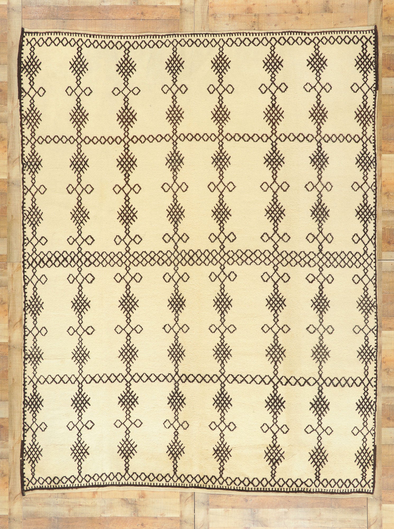 8 x 11 Vintage Moroccan Rug 74168