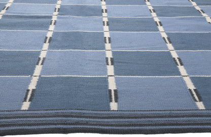 9 x 12 Swedish Inspired Kilim Rug 30940