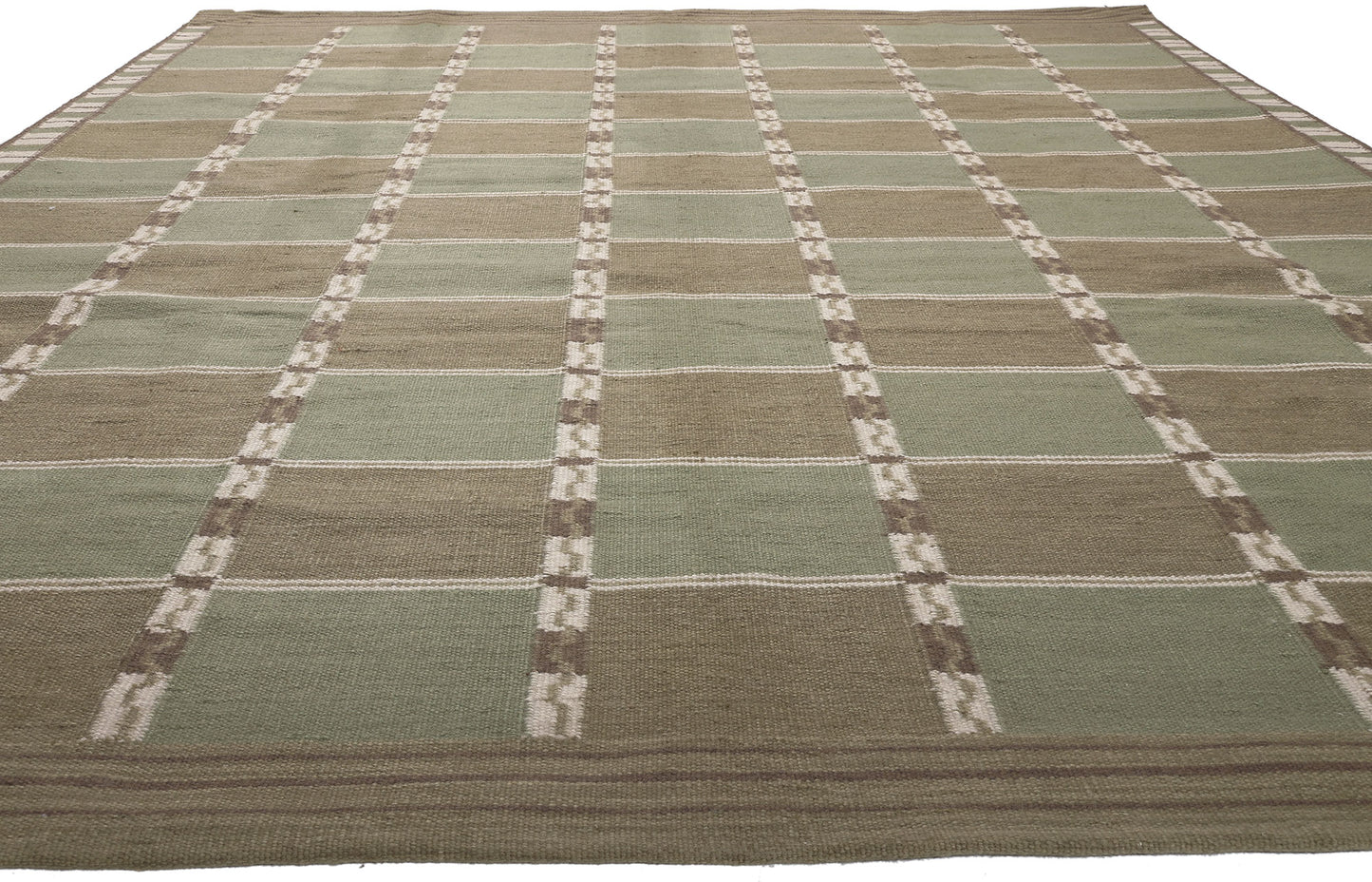 9 x 12 Swedish Inspired Kilim Rug 30942