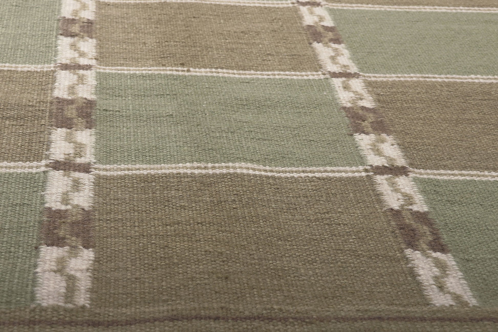 9 x 12 Swedish Inspired Kilim Rug 30942