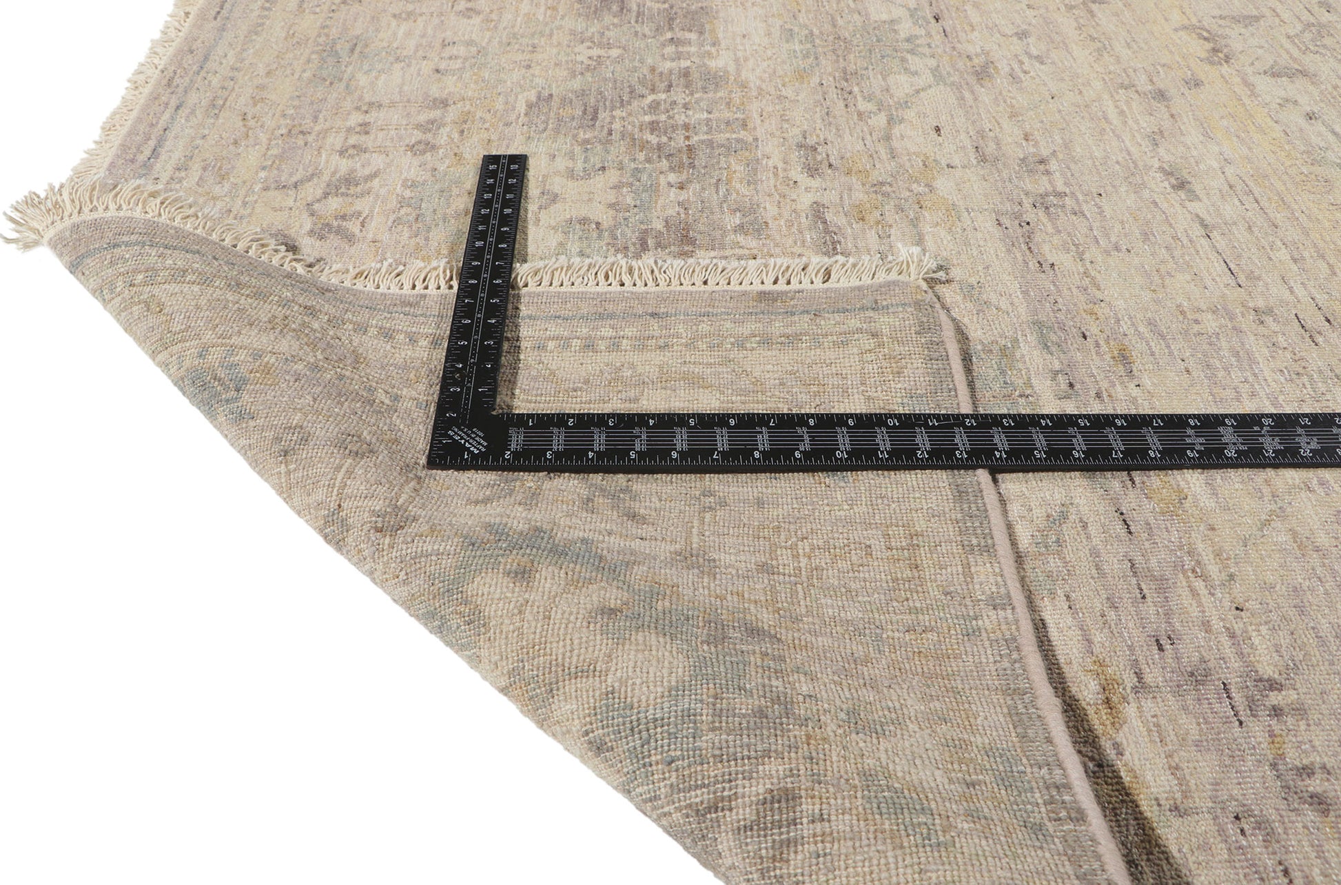 9 x 12 Vintage-Inspired Distressed Rug 30781