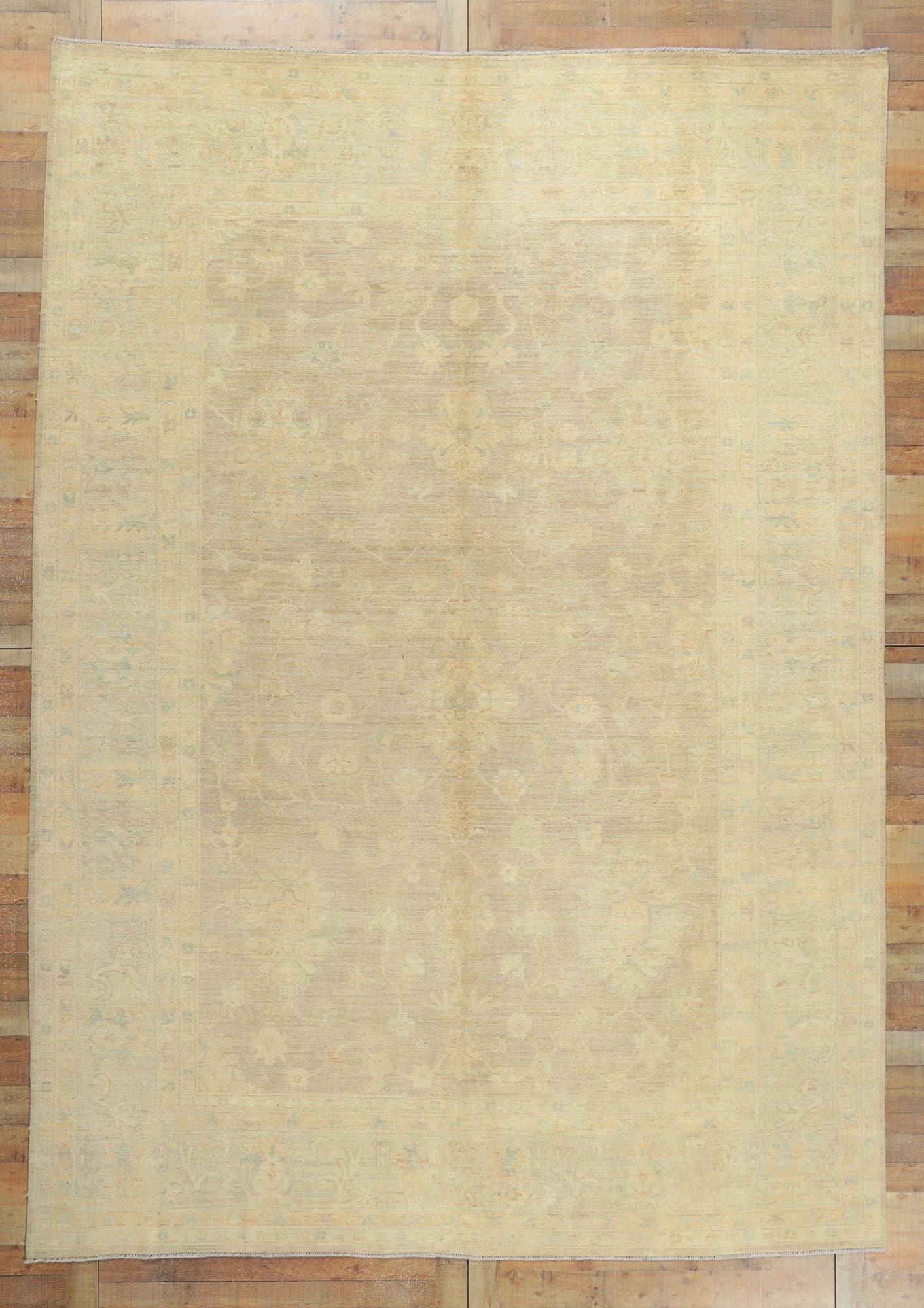 9 x 13 Vintage-Inspired Oushak Rug 80186