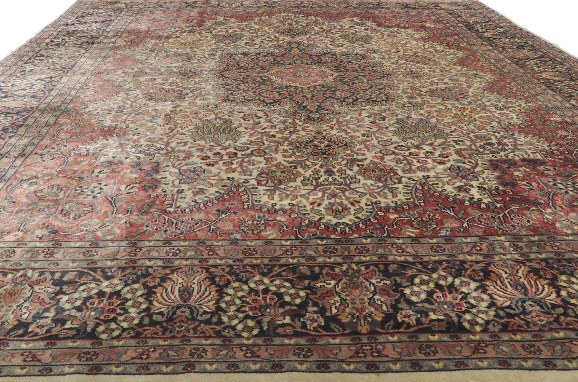 9 x 13 Vintage Indian Rug 78227