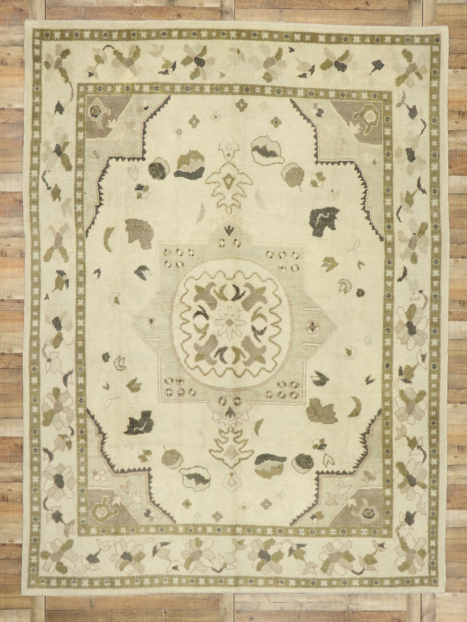 9 x 12 Earth-Tone Turkish Oushak Rug 52924